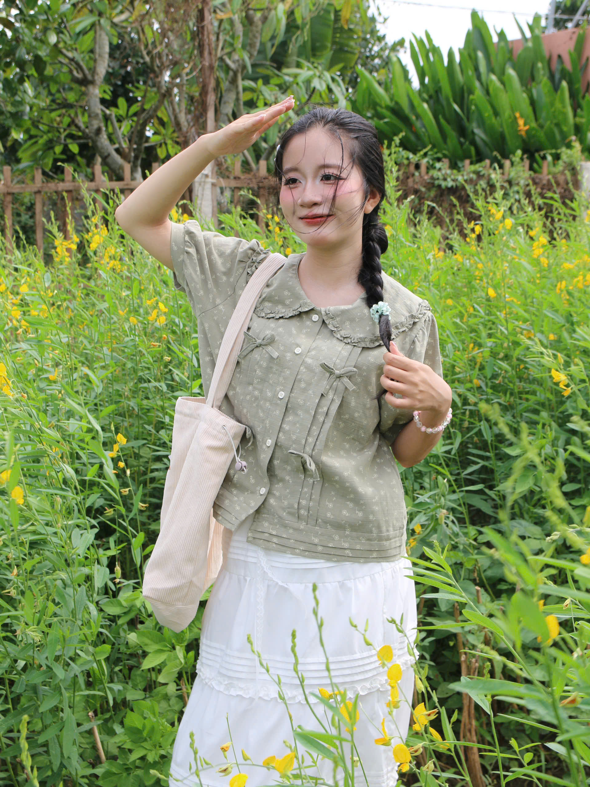 A28839 - A kiểu cổ sen phối bèo