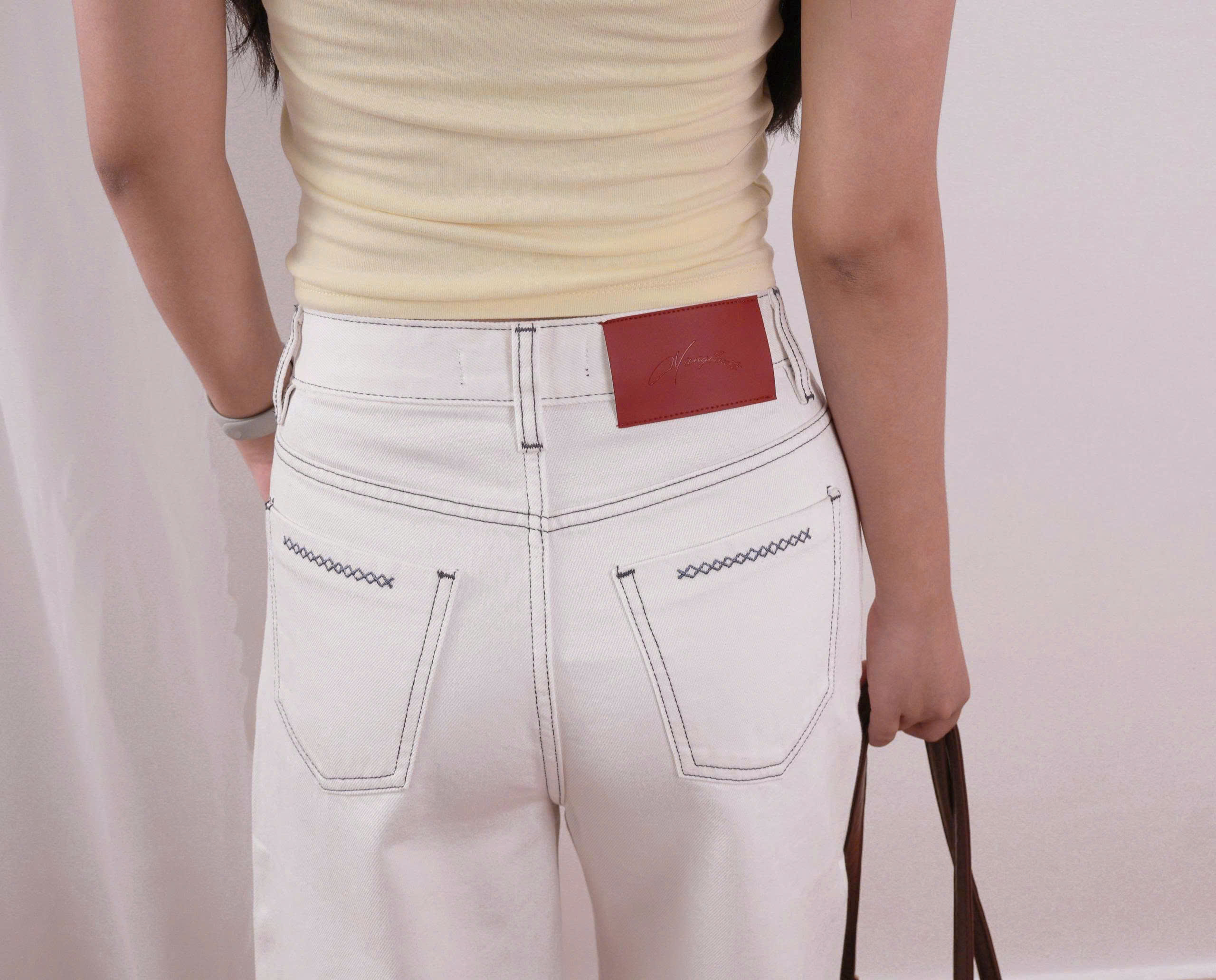 Q9883- Quần Culottes Jean túi cong 5 nút