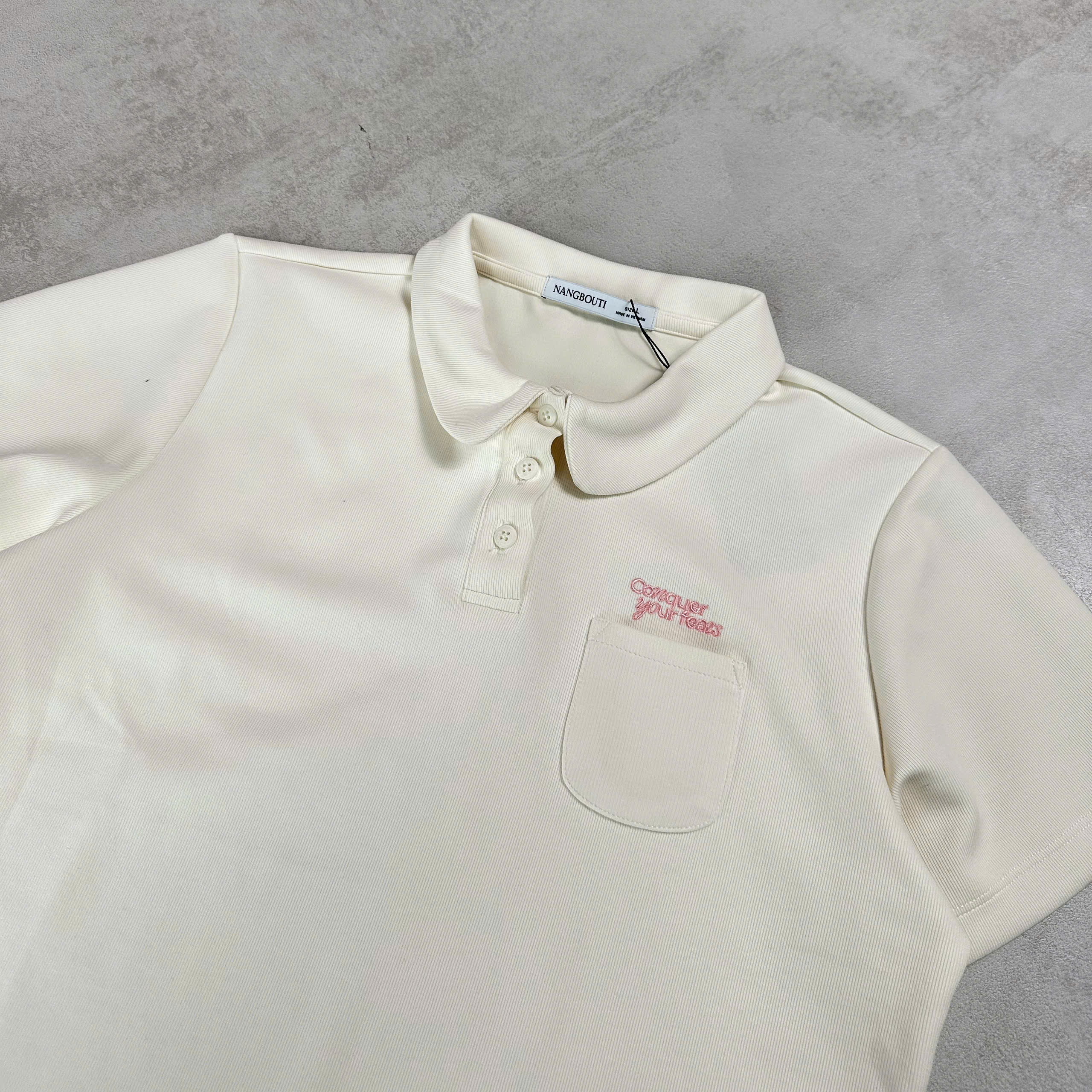 A28711 - A thun PL cổ sen thêu Conque