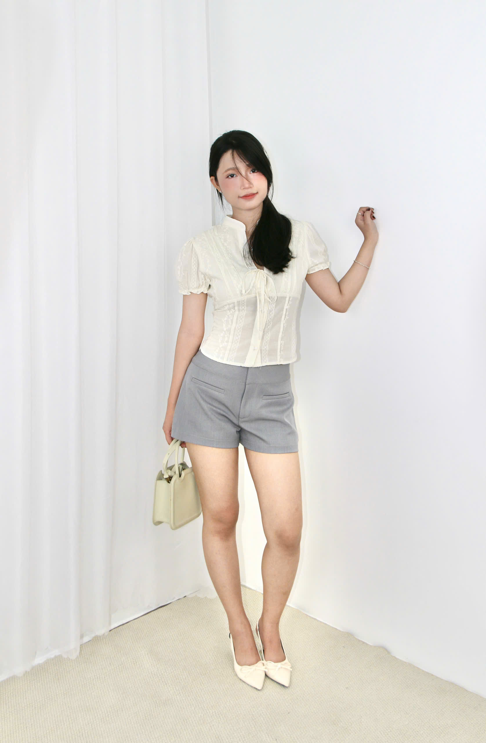 S3691 - Short kaki hàn túi mổ trước