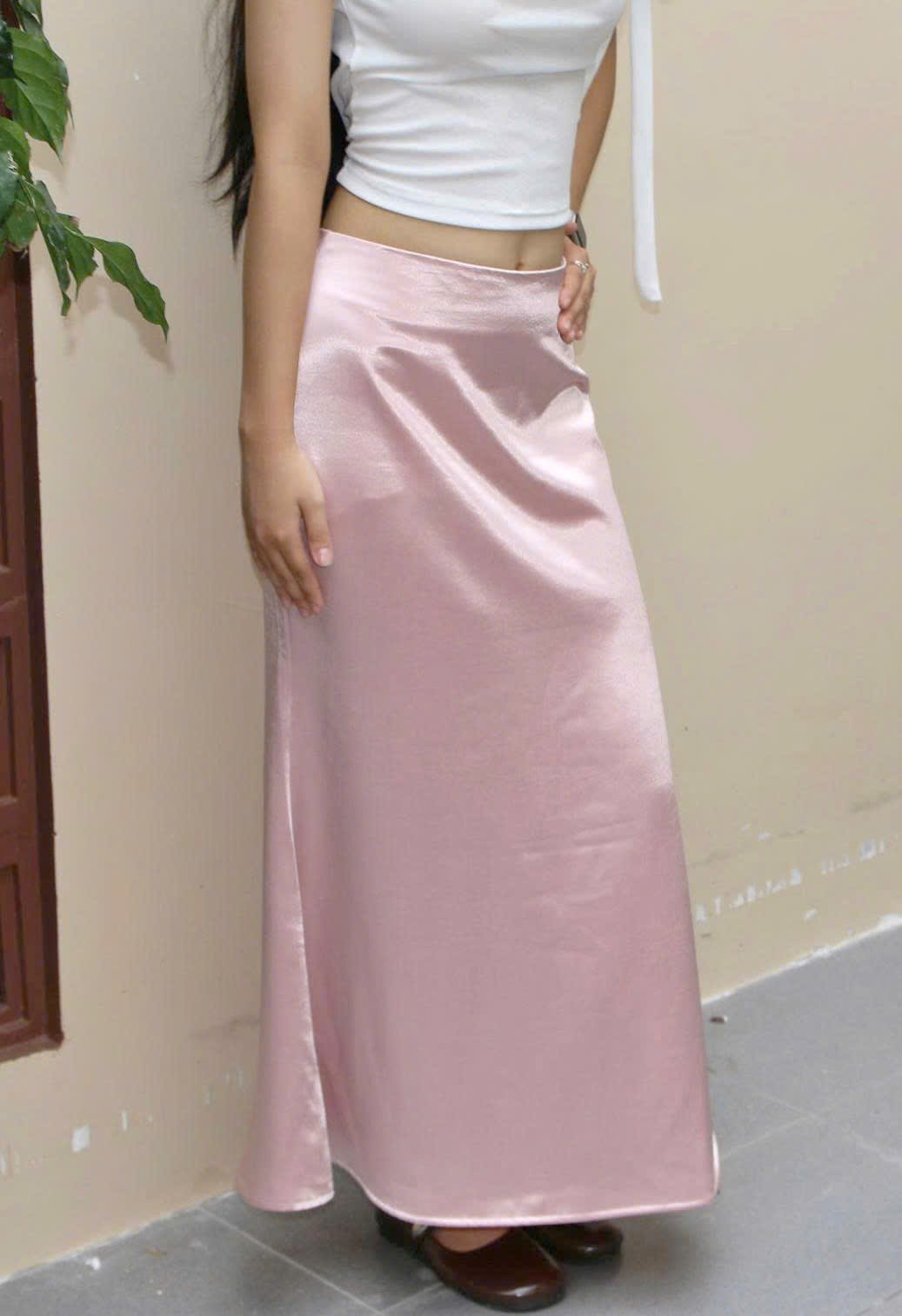V4117 - Váy lụa dài đuôi cá