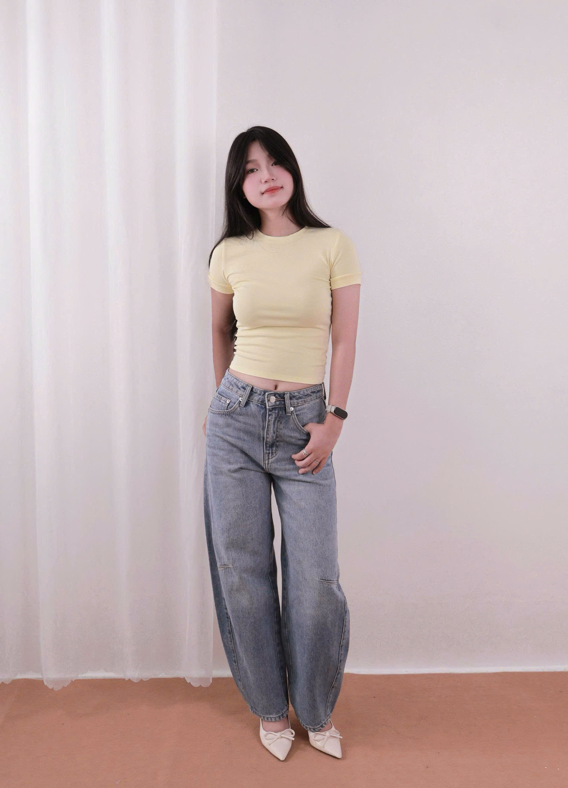 Q9854 - Quần Jean ống cong rã giữa túi bầu