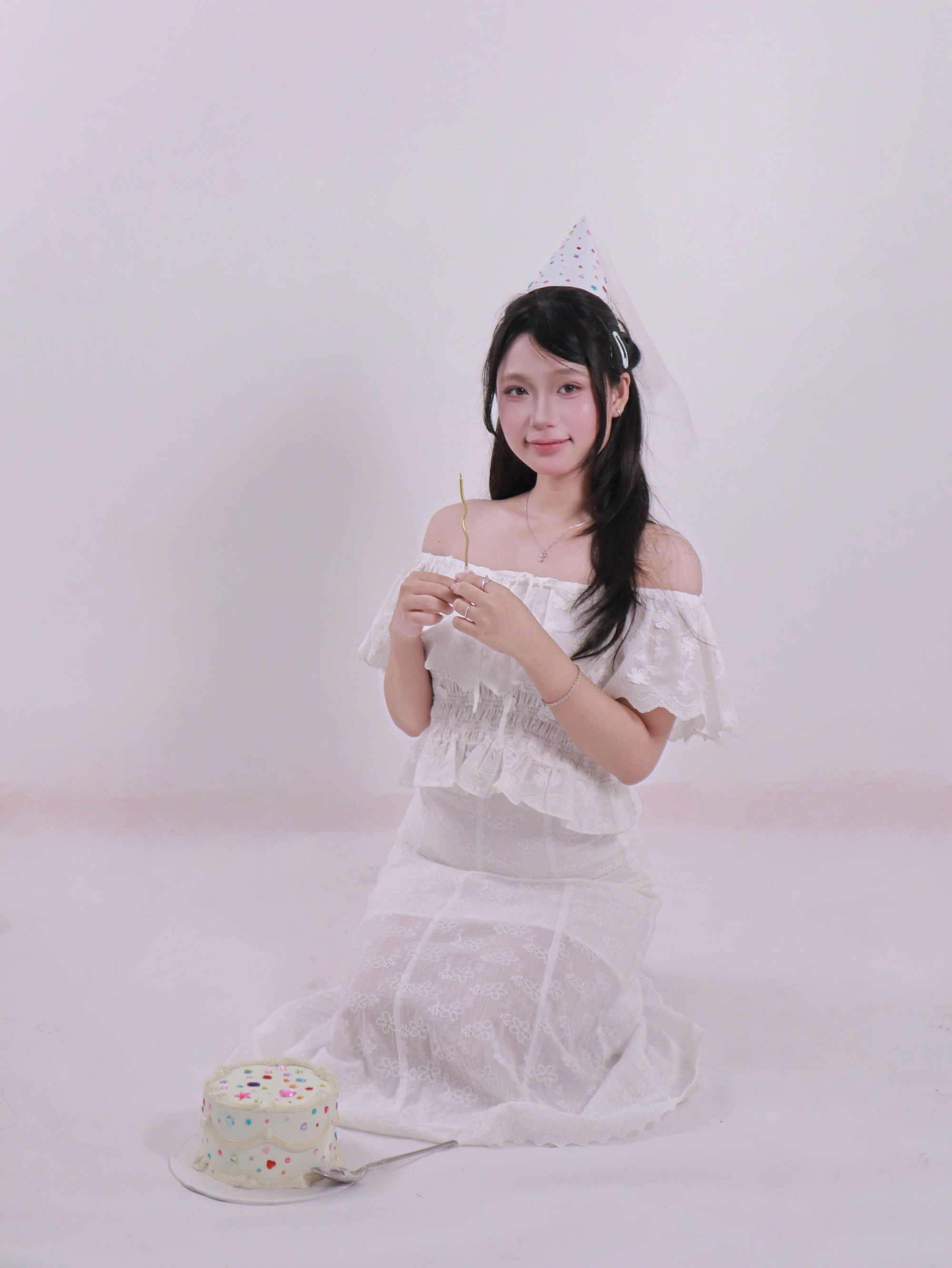 A29966 -Áo kiểu trễ vai smocking