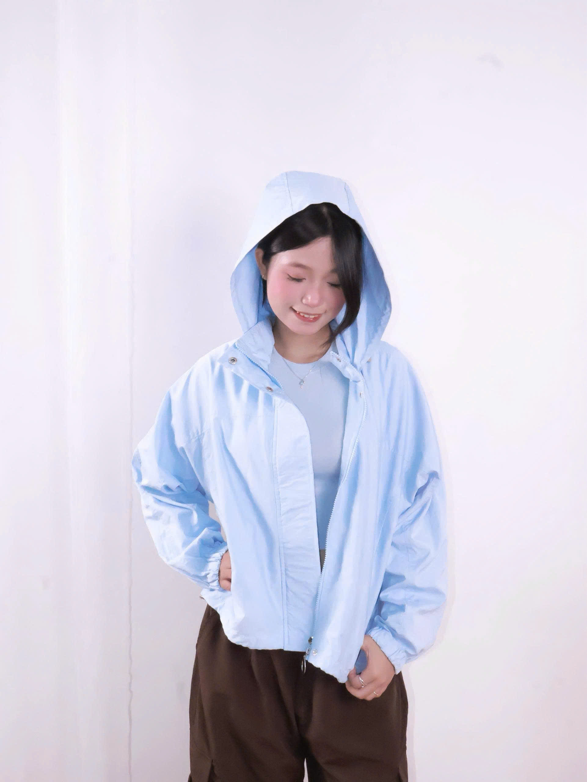 K3329- 	Áo khoác dù nẹp trước