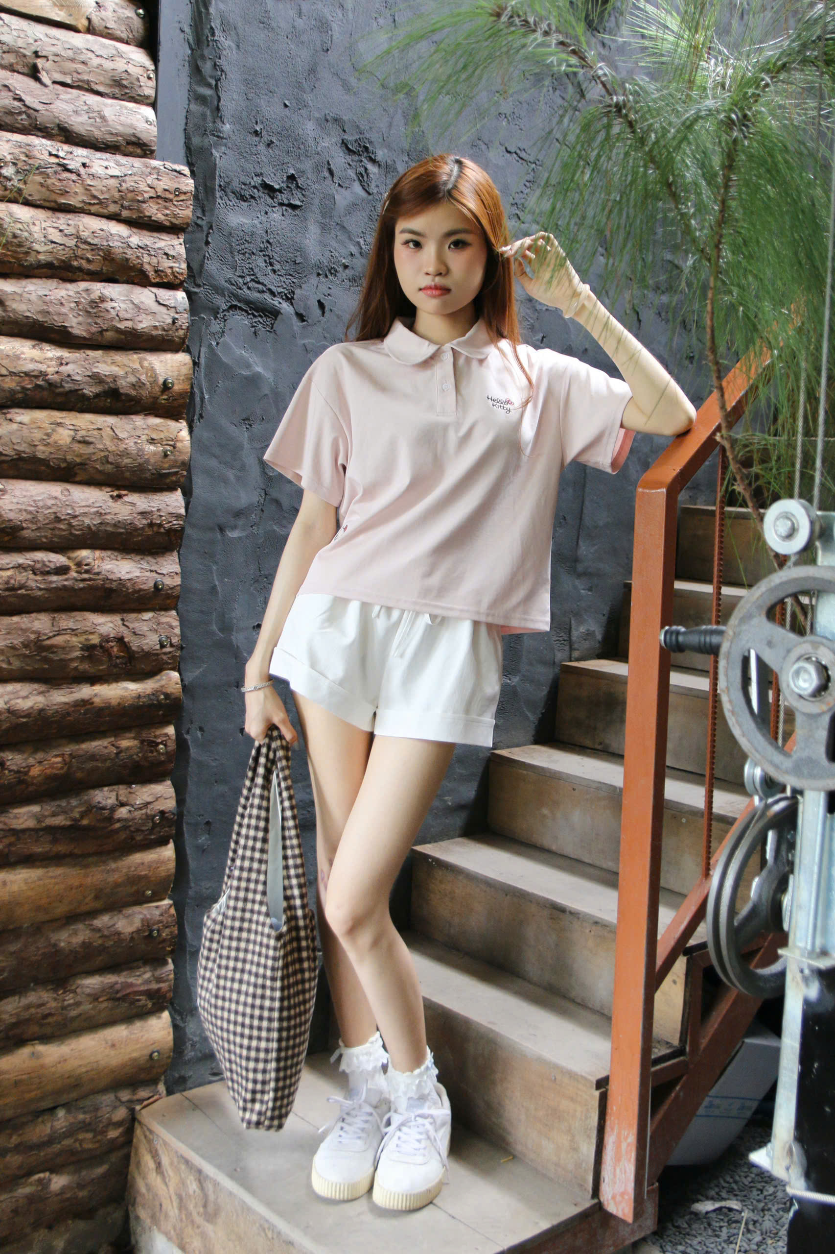 A29180 - A thun PL cổ sen thêu He