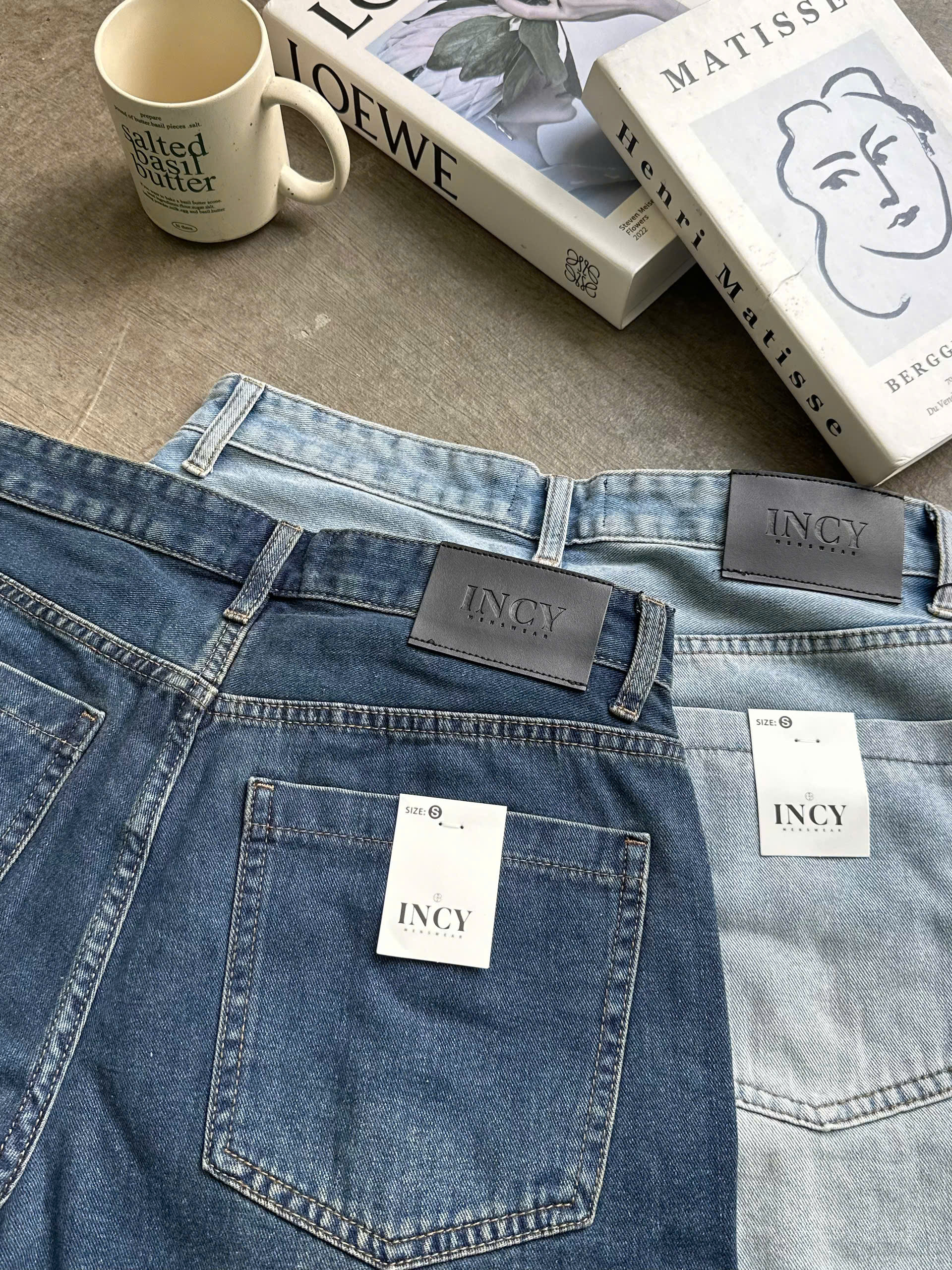 S3702 - 	Short Jean nam túi cong