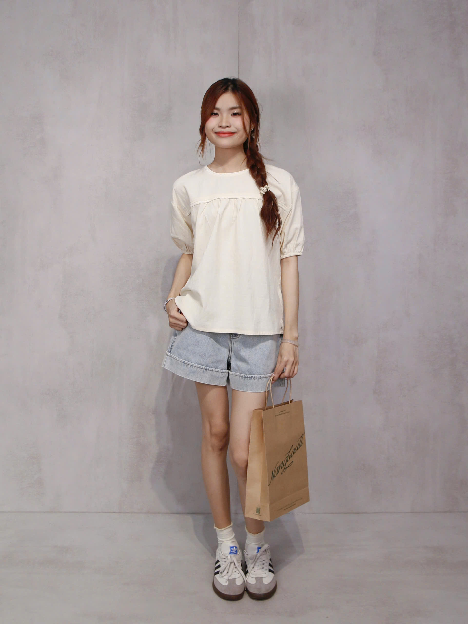 A29059 - A kiểu TN cổ tròn rã ngực dún phối ren