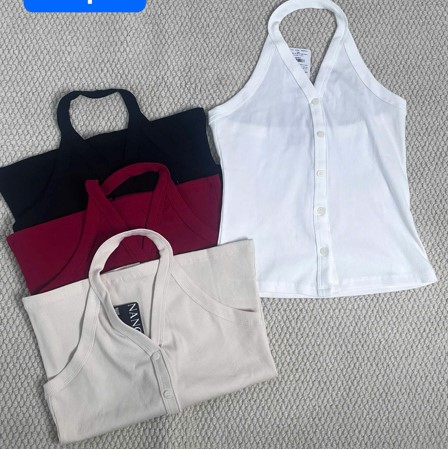 A29930- Áo thun kiểu cổ yếm cài nút