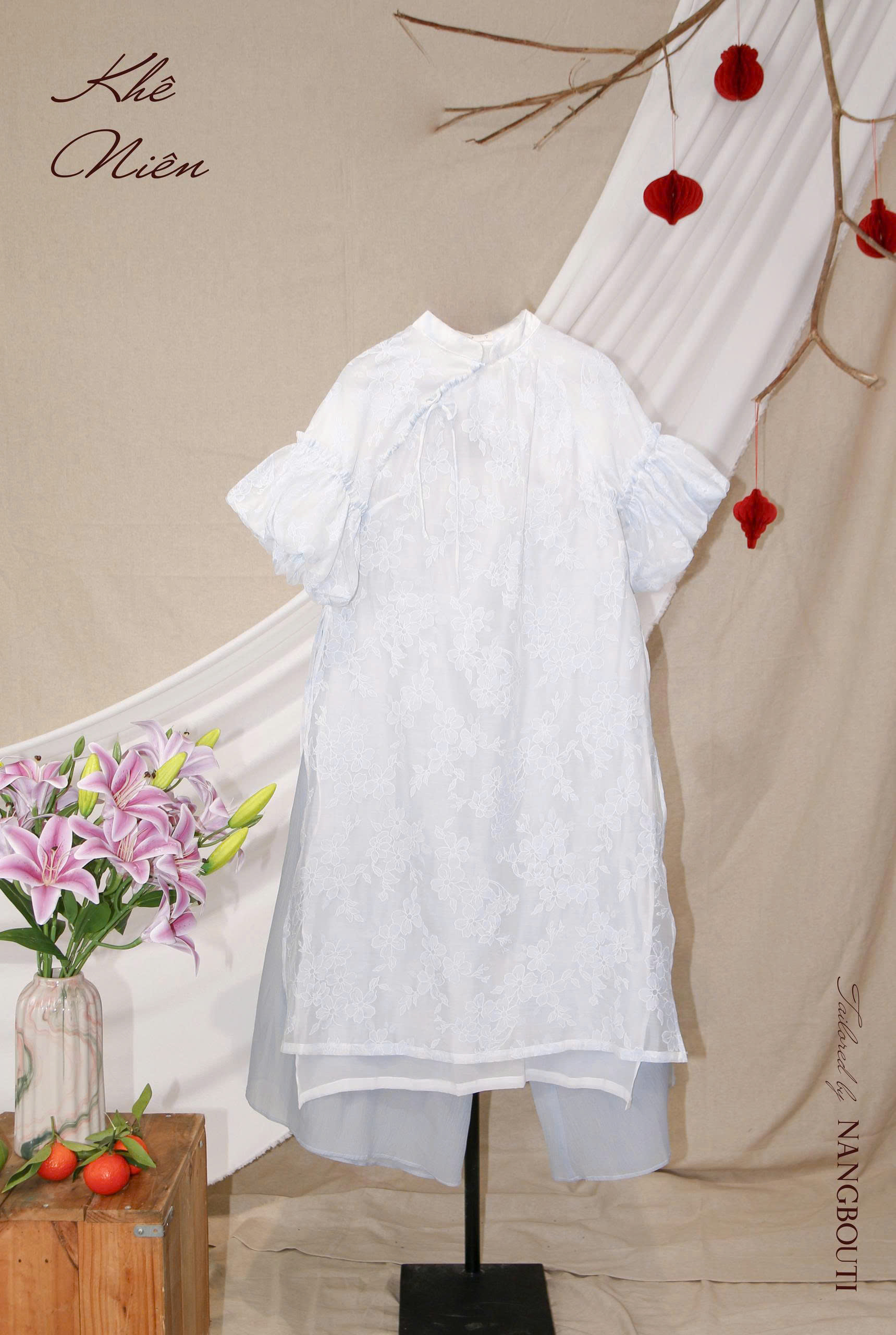 D6183 - D áo dài tơ 4 tà tay bí kèm quần 2 lớp