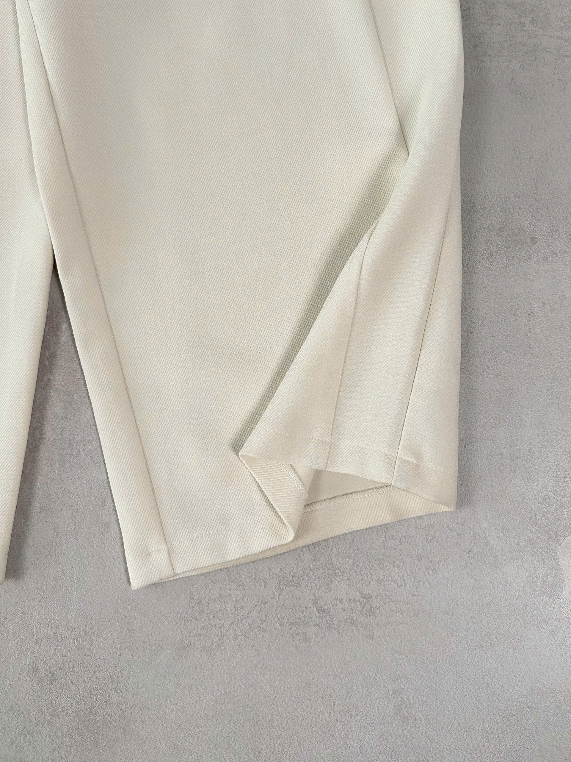 Q8792 - Q ống rộng xếp li