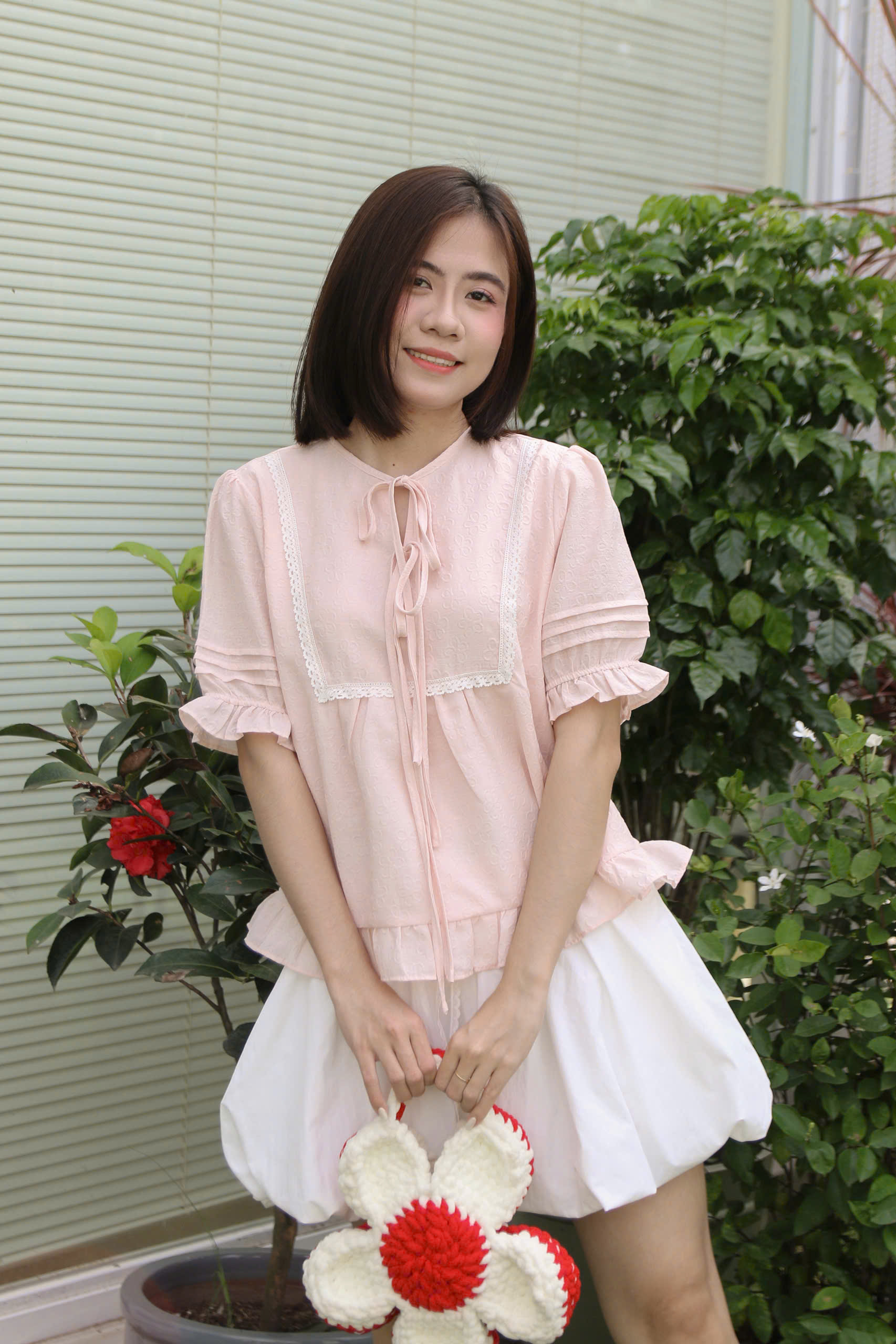 V4032 - V bí phối lưng