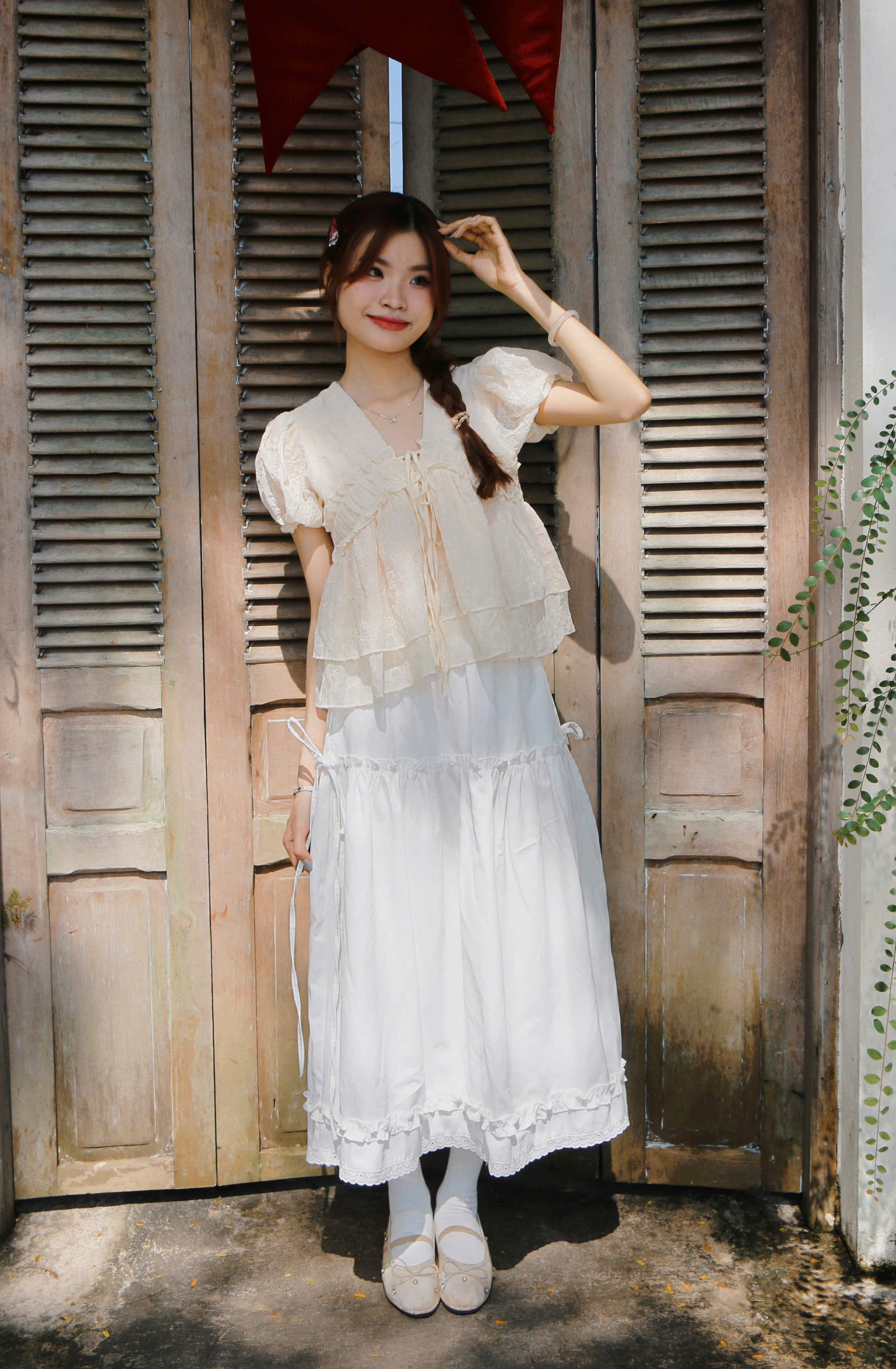 V4043 - V dài buộc nơ 2 bên phối ren