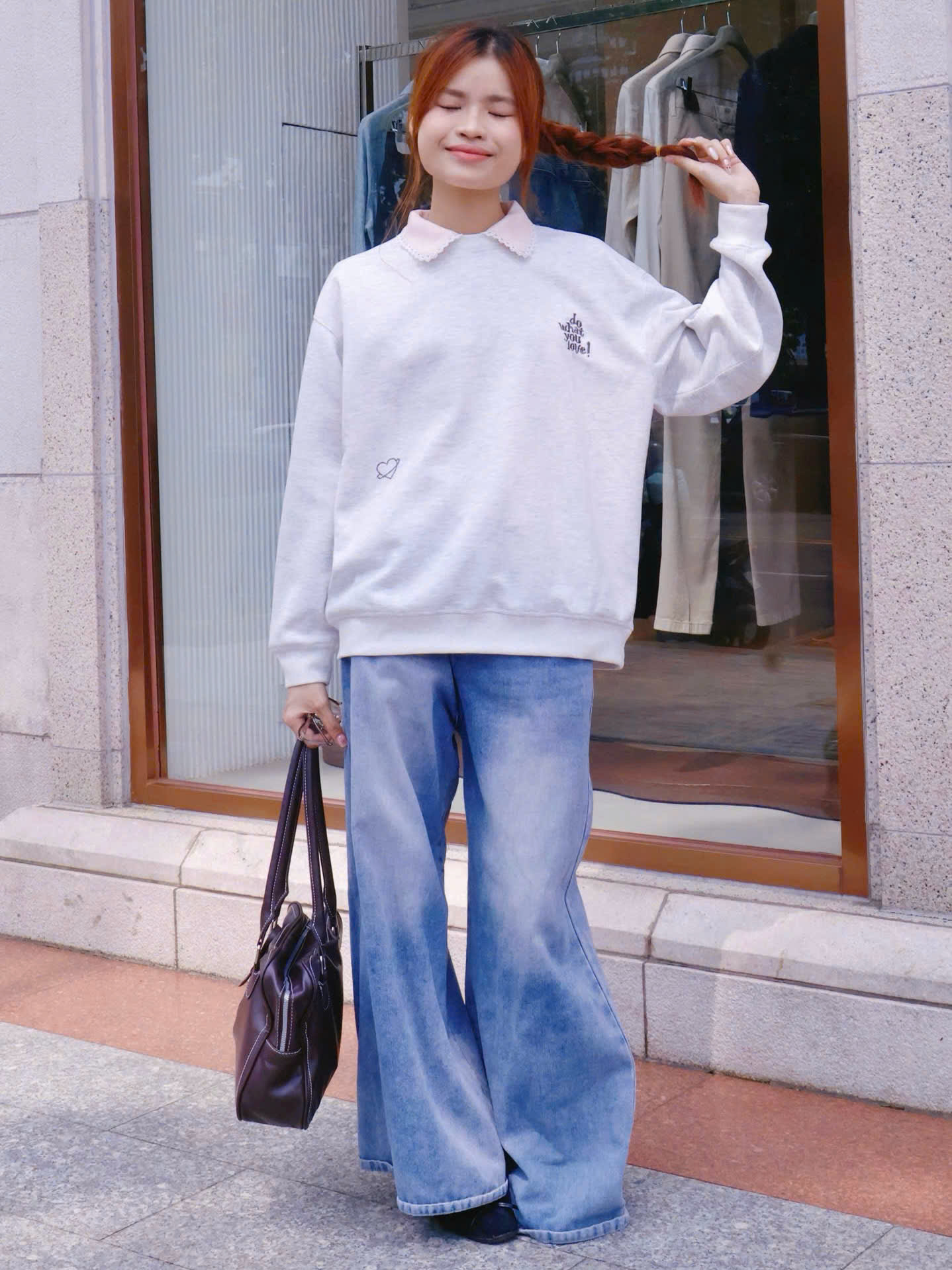 A29170 - A sweater bo tay&lai thêu What you