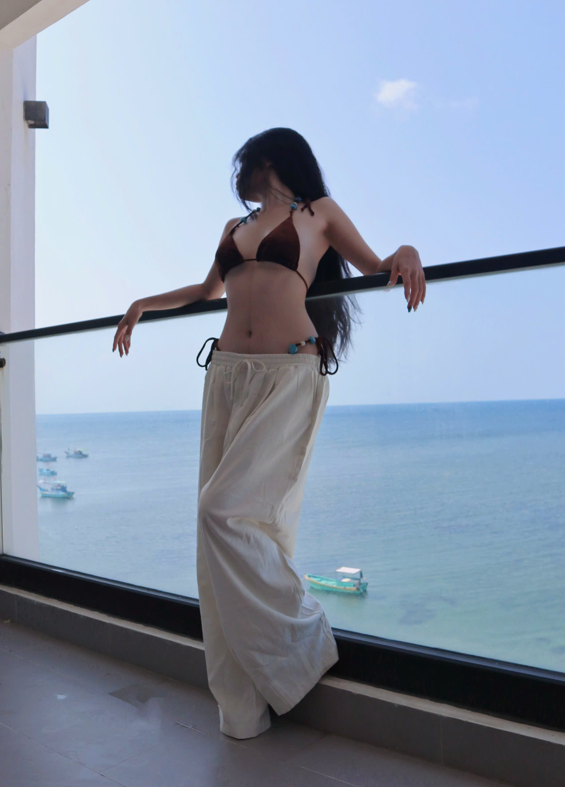 Q9789-  Q vải ống cong lưng thun