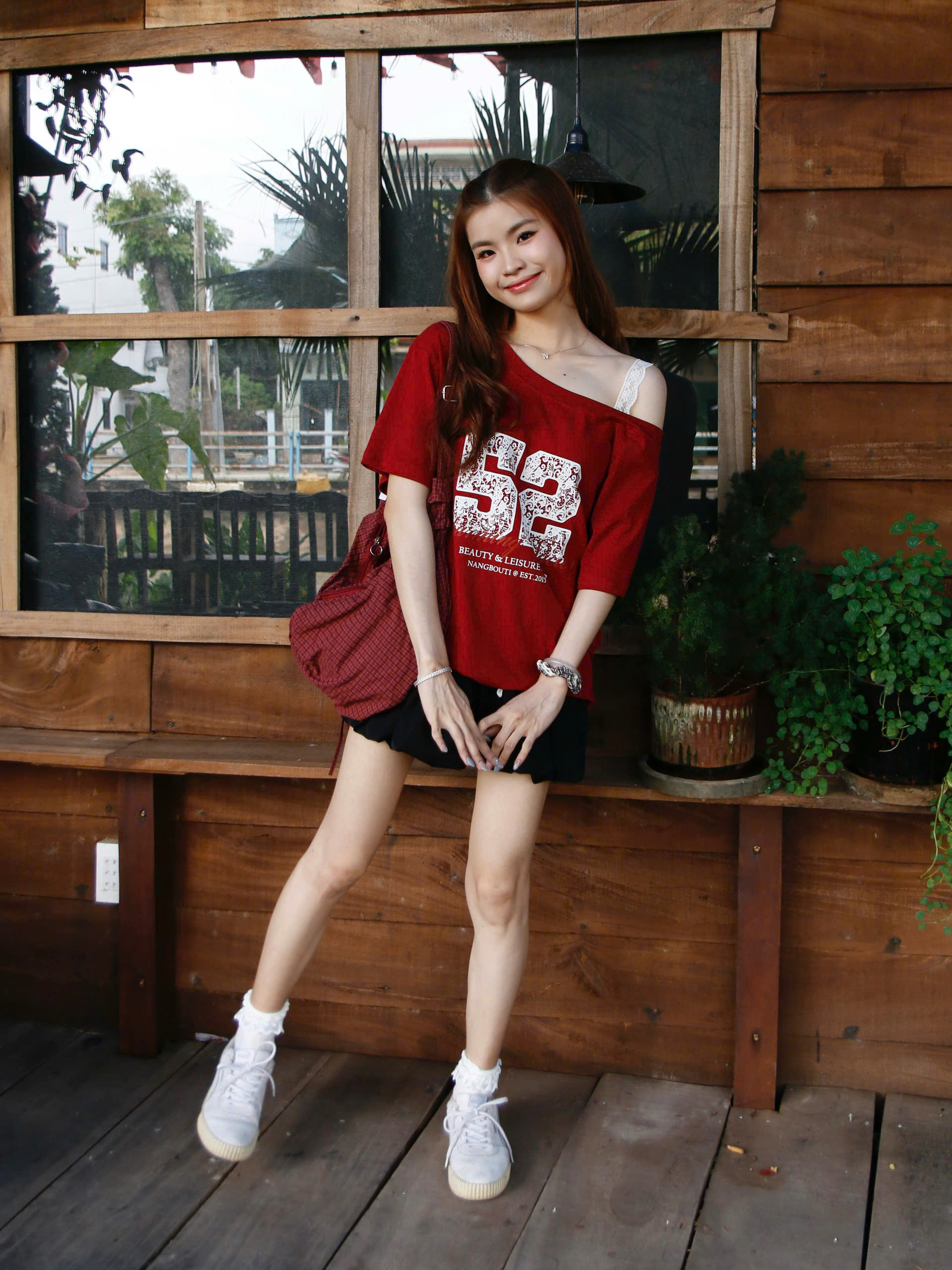 V4032 - V bí phối lưng