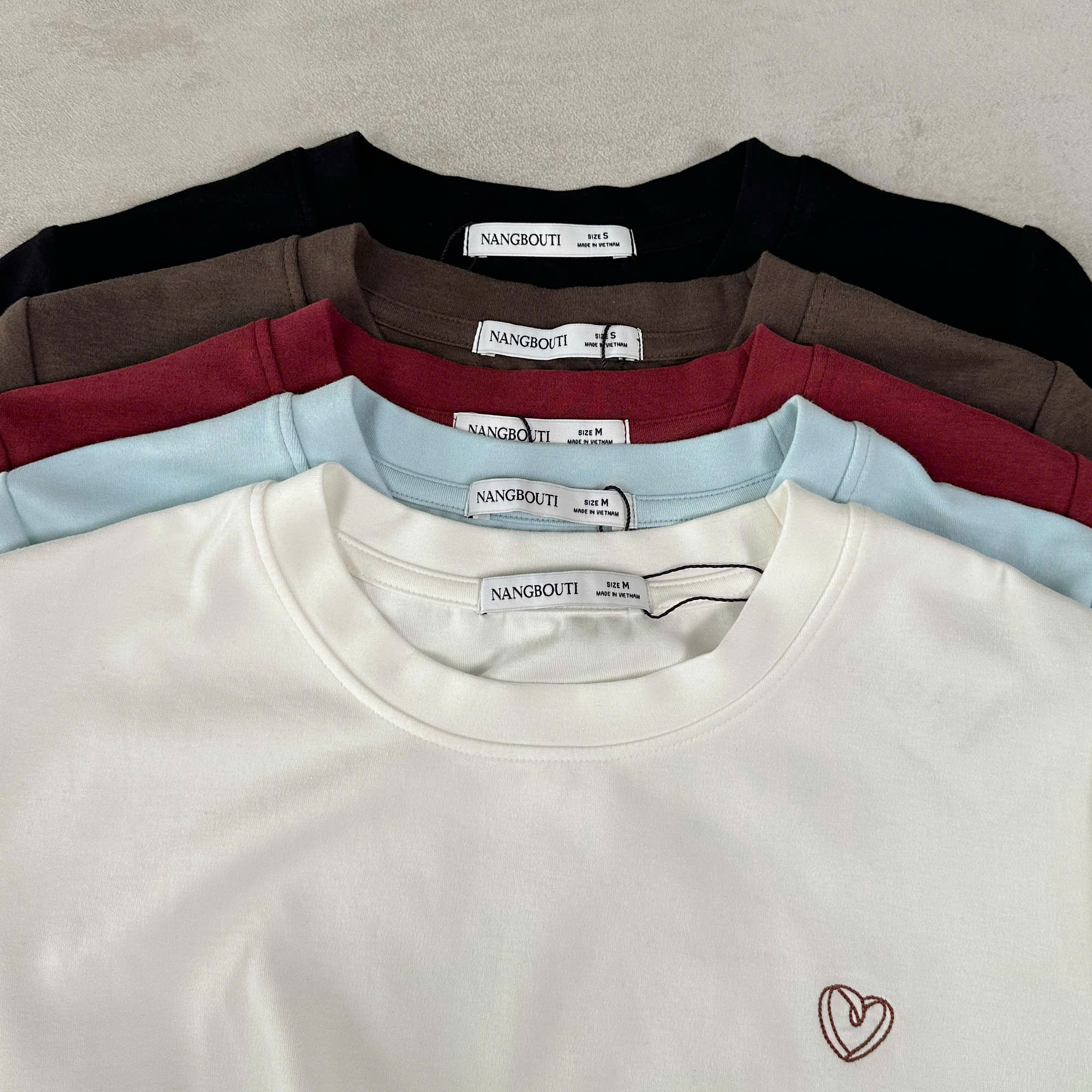 A29422 - A babytee thêu trái tim