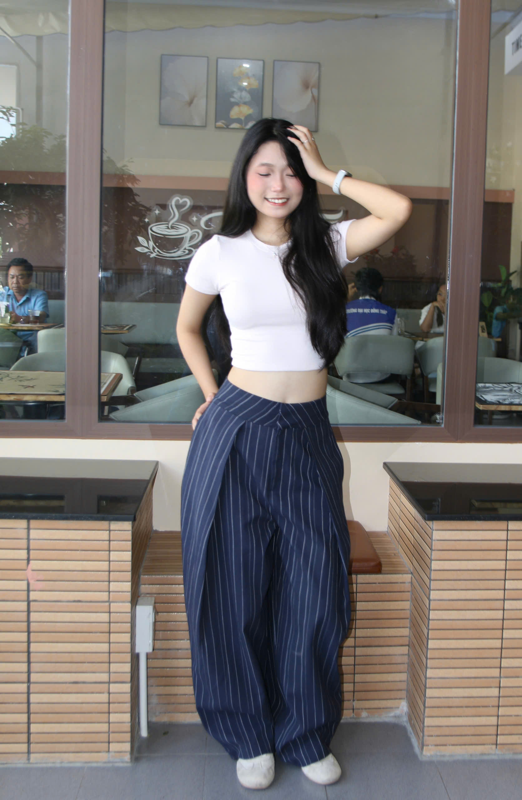 Q9885- 	Quần dài nhấn li trước