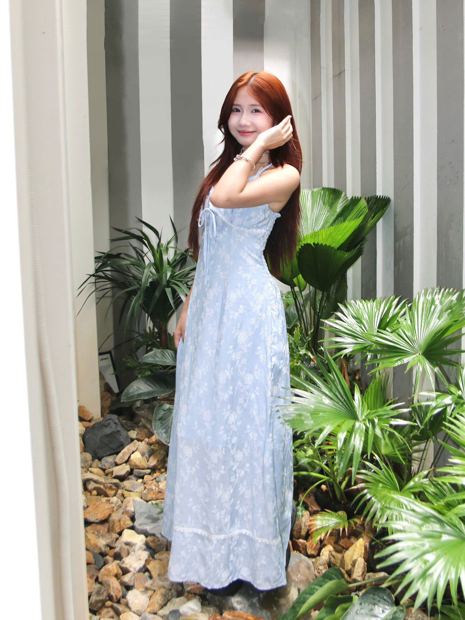D6281-	Đầm 2 dây maxi phối ren