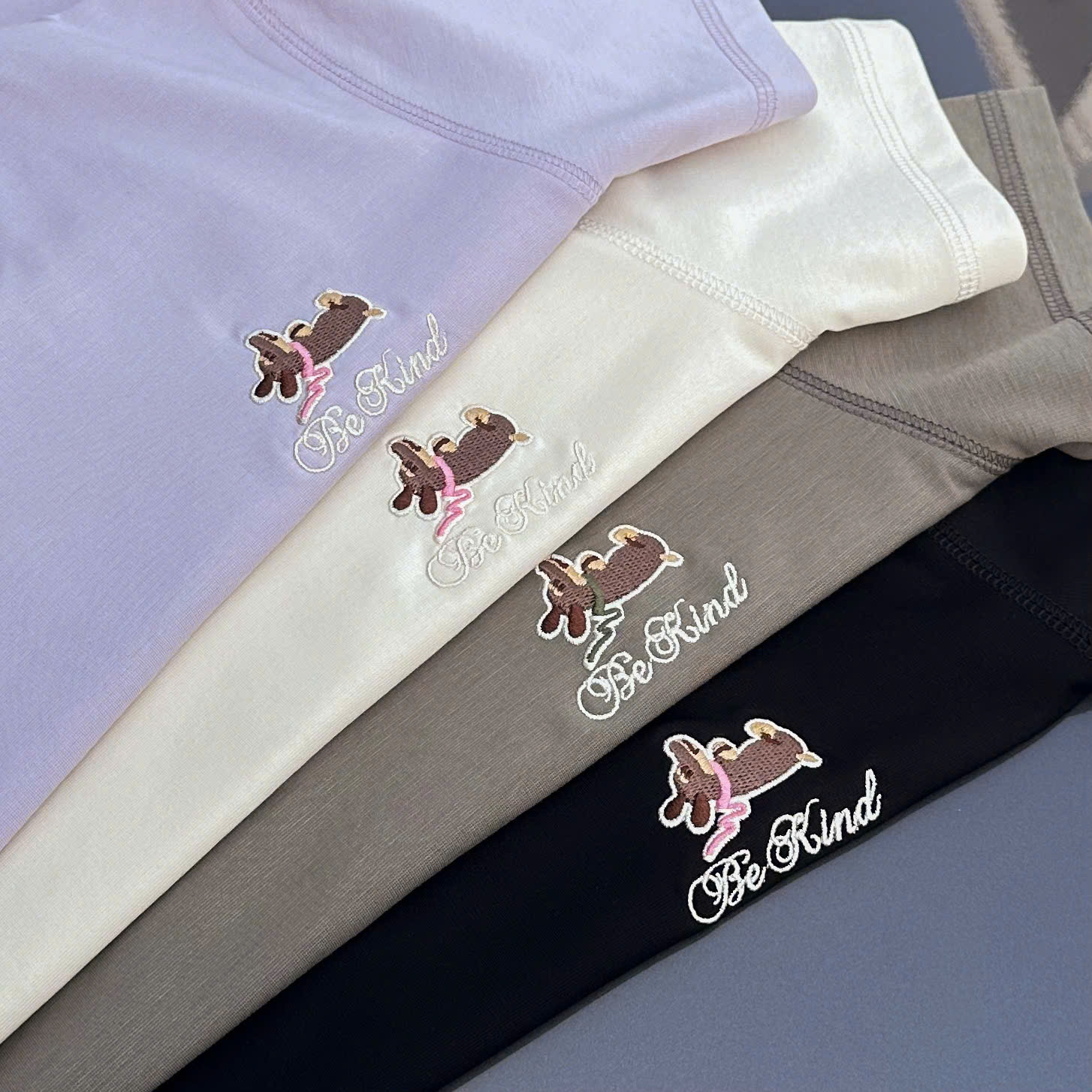 A29439 - A thun form gọn thêu cún