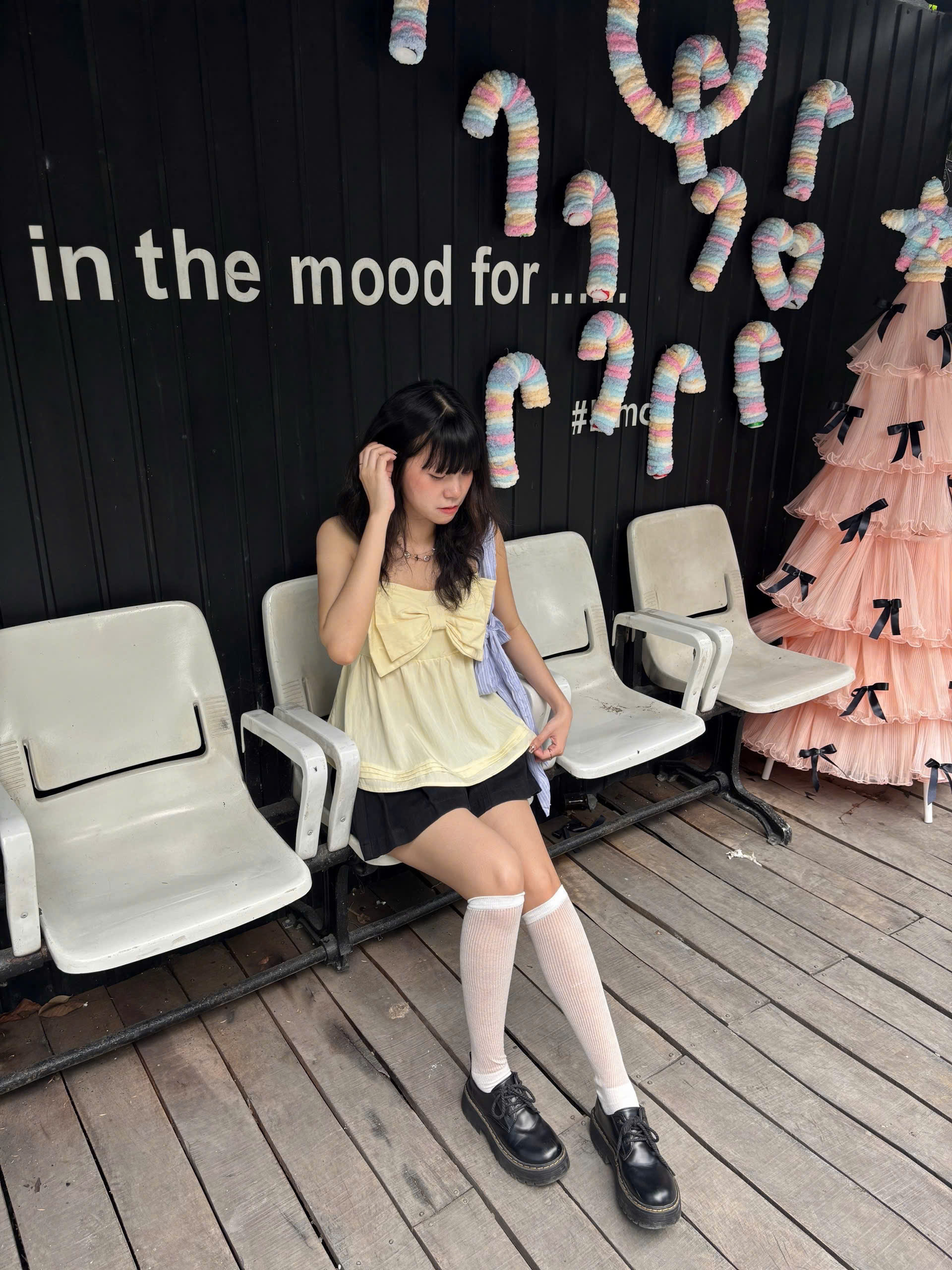 A29333 - A 2 dây nơ ngực