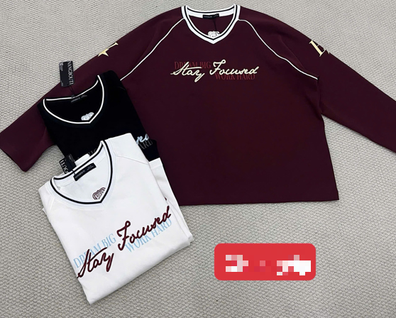 A29993 - Áo sweater thun cổ tim in Stay Focused