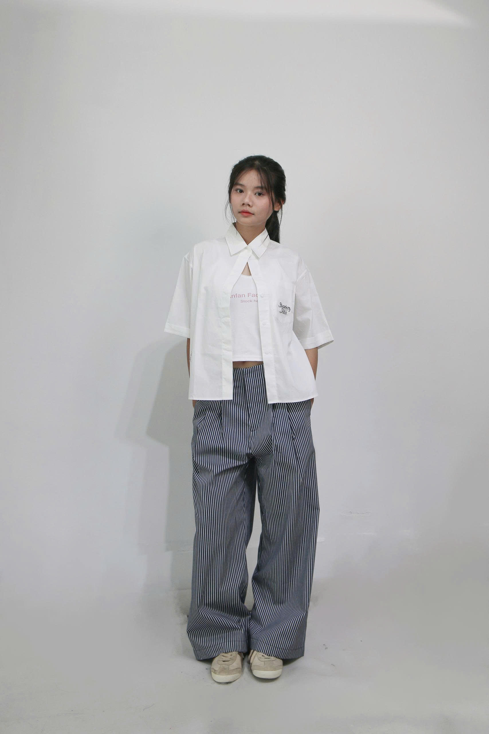 Q8559 - Q sọc dài 2 túi mổ sau