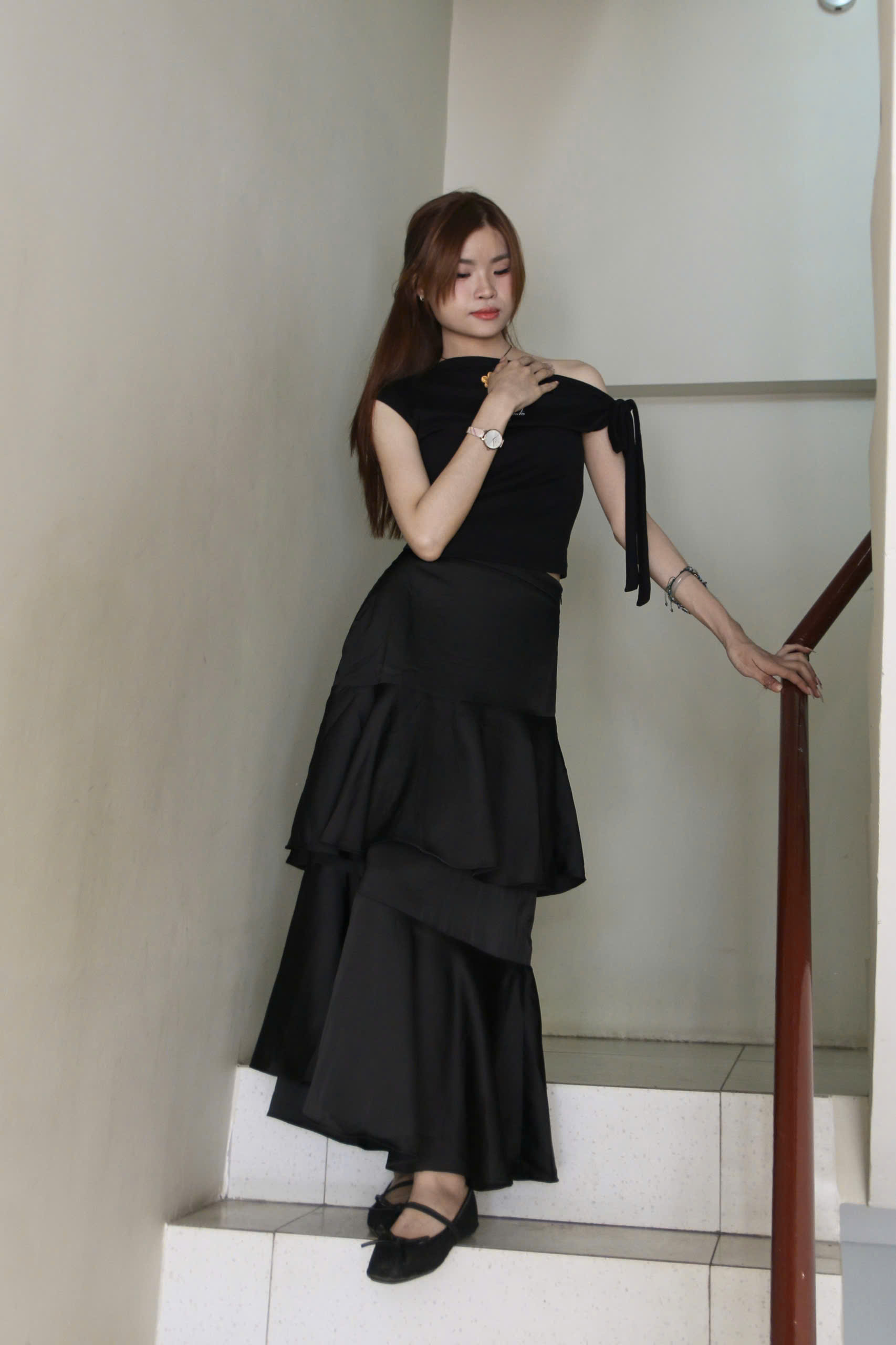 V4015 - V lụa dài 2 tầng dáng xòe