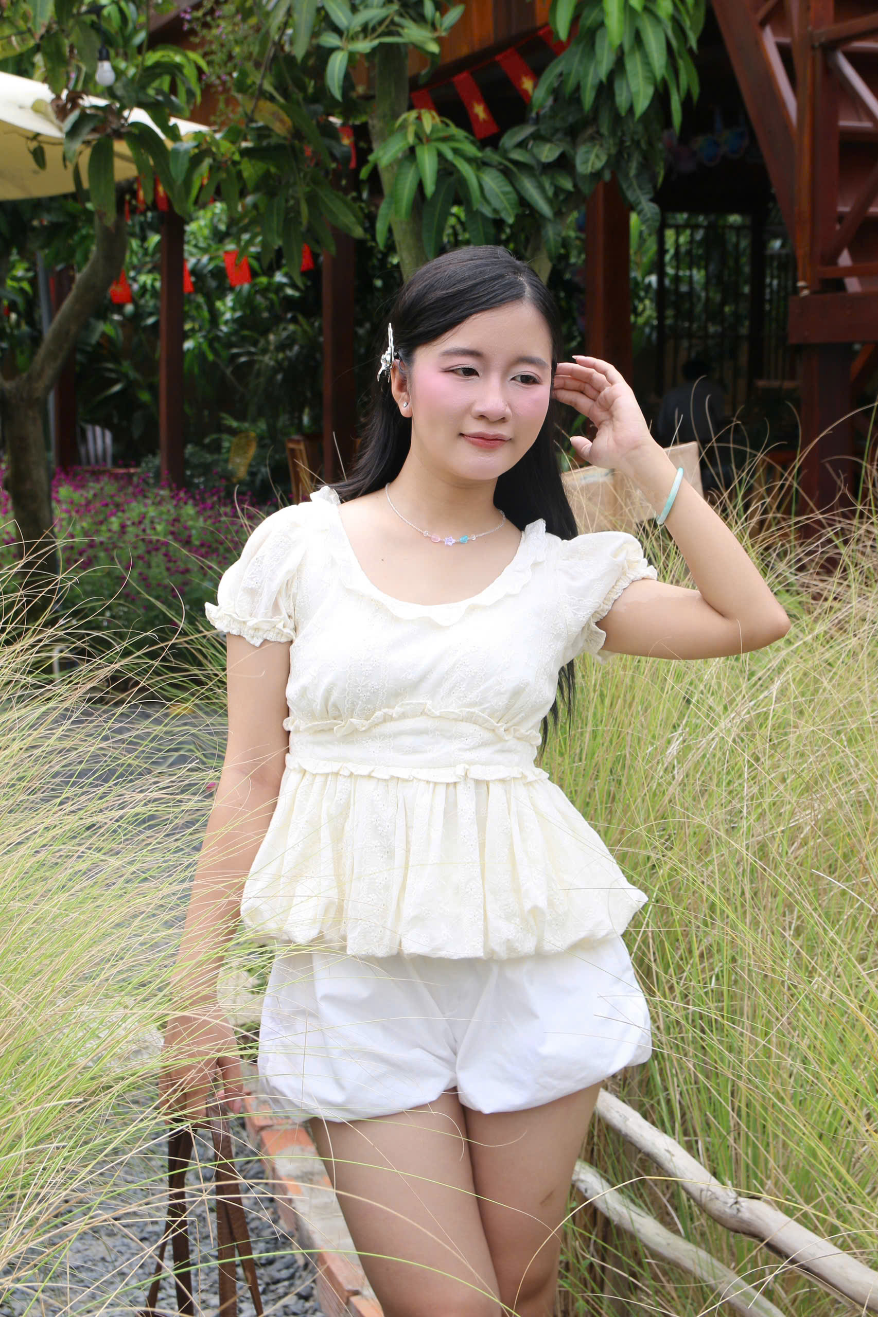 A29704-	A bí xô thêu bèo ren 1404