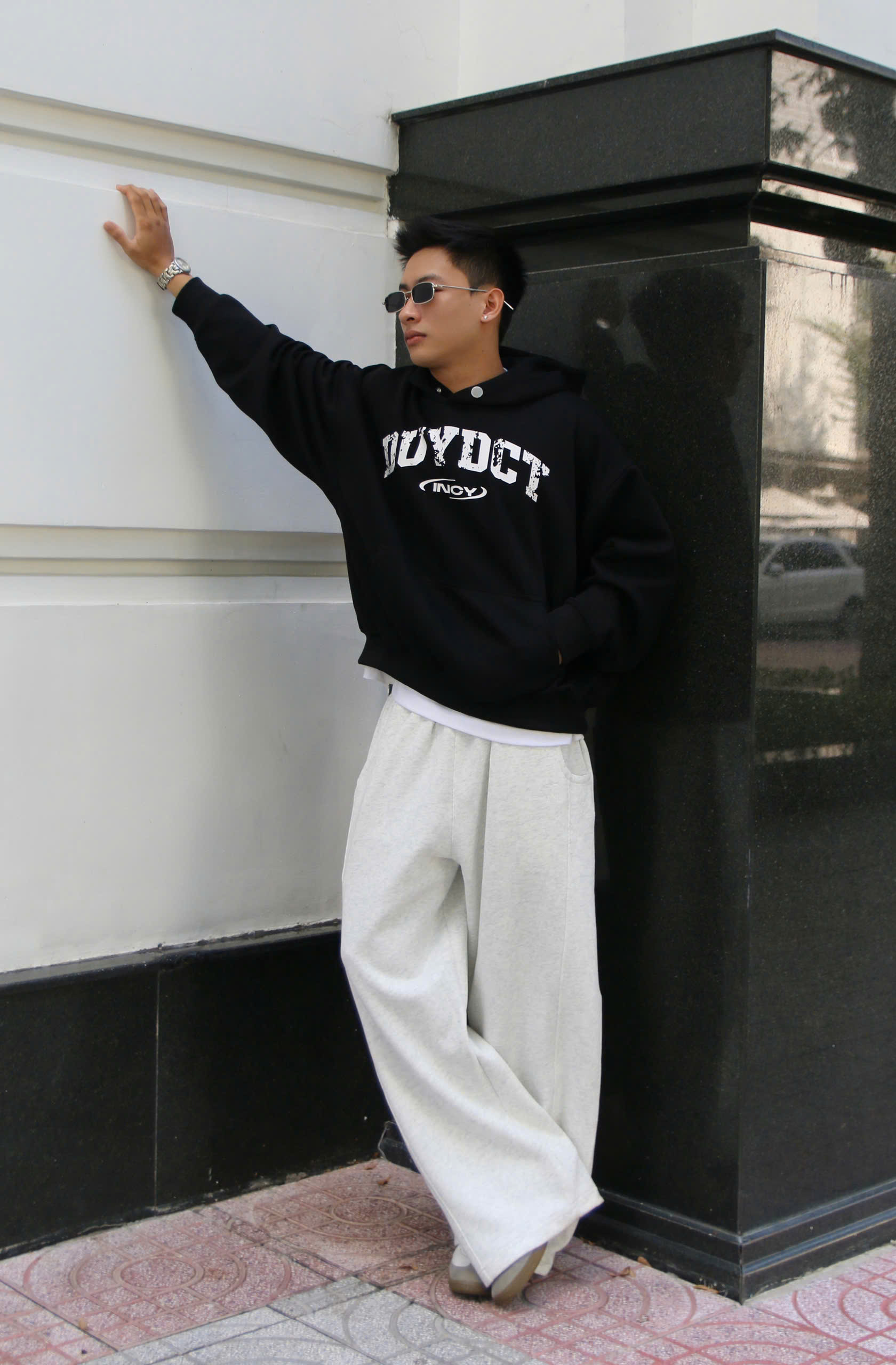 A29960- Áo hoodies nam in thêu Dreamchaser