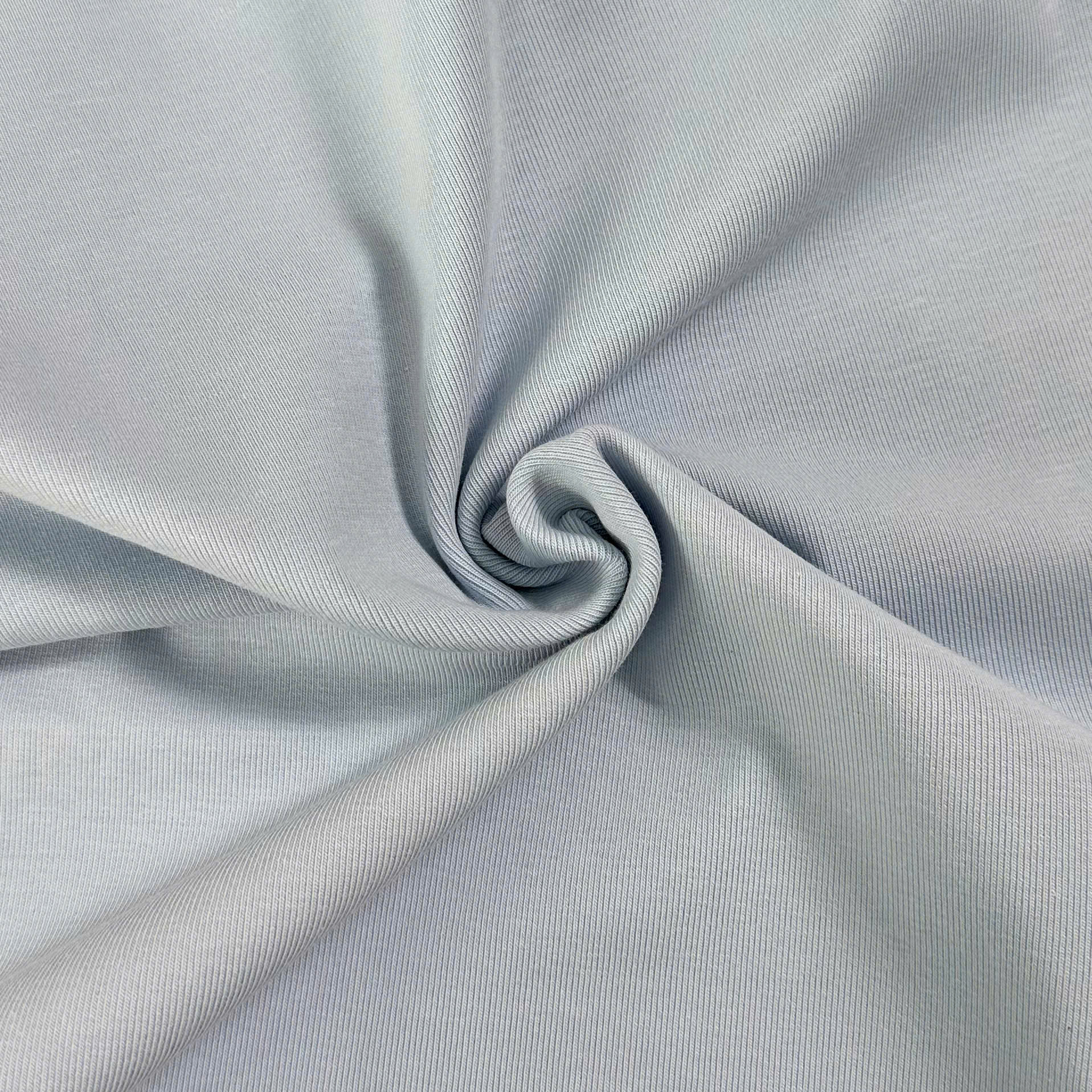 A29407 - A thun ôm cổ tim