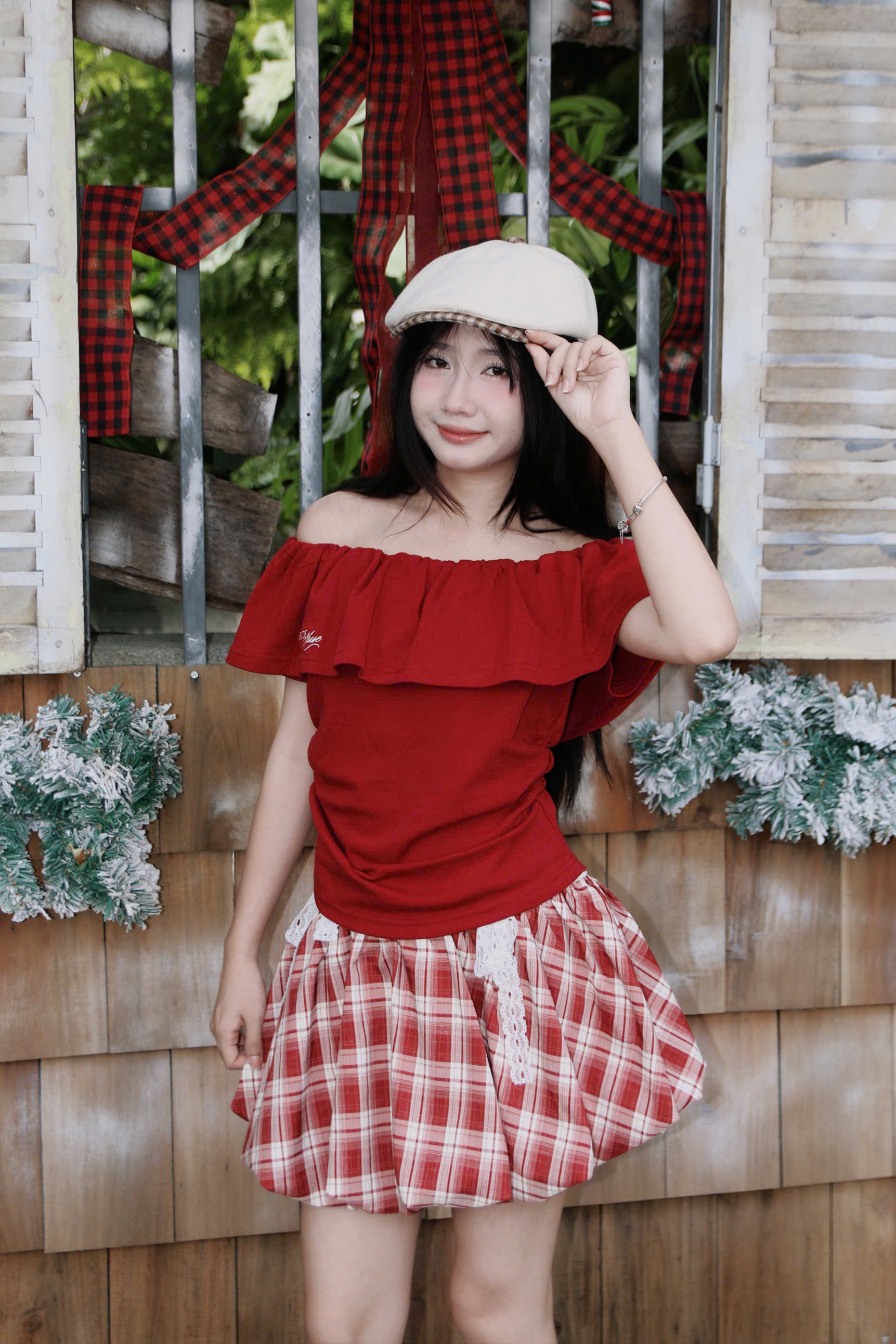 A29249 - A thun trễ vai thêu FLE..Muse