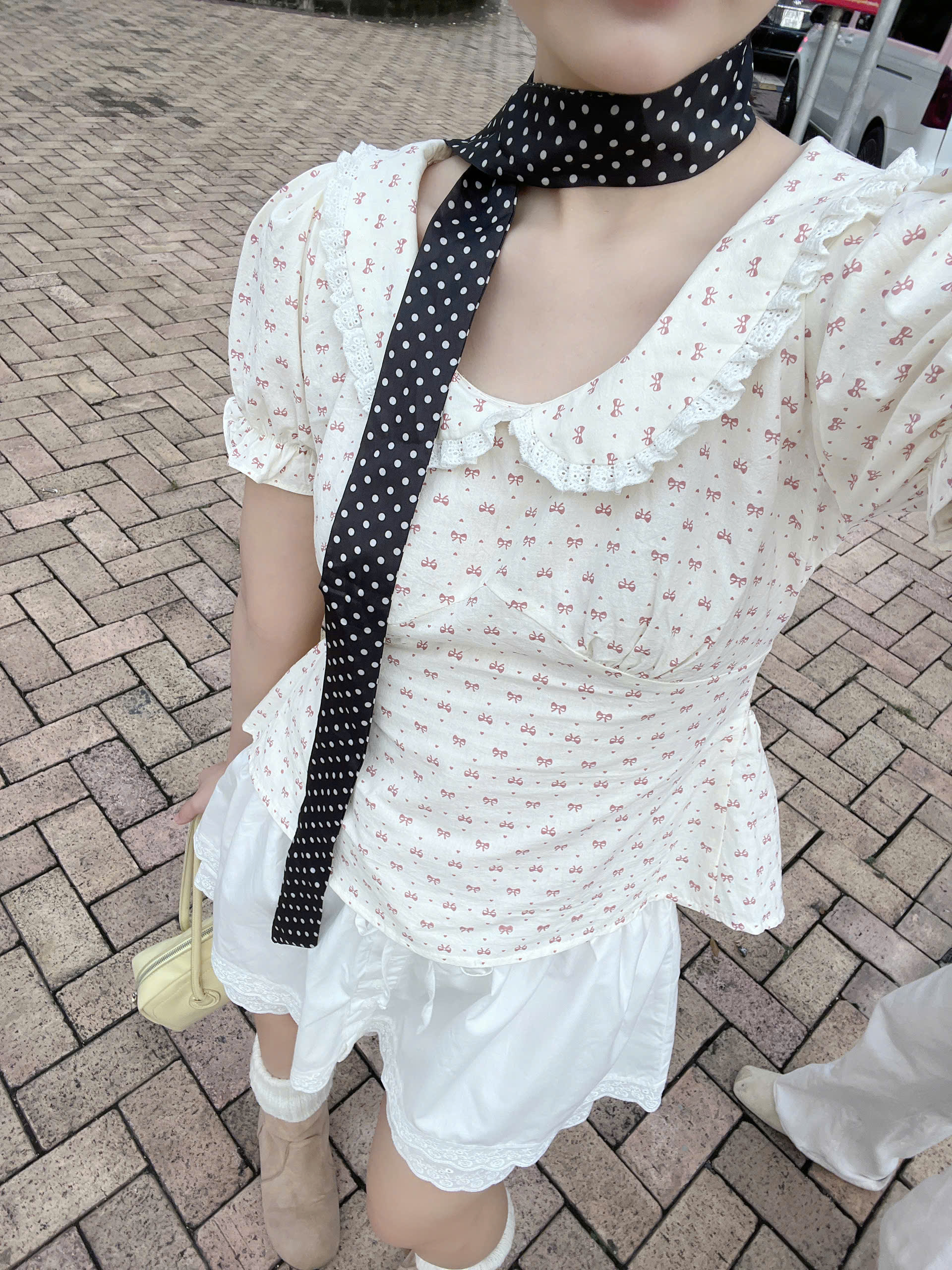 A29211 - A cổ sen phối ren smocking sau