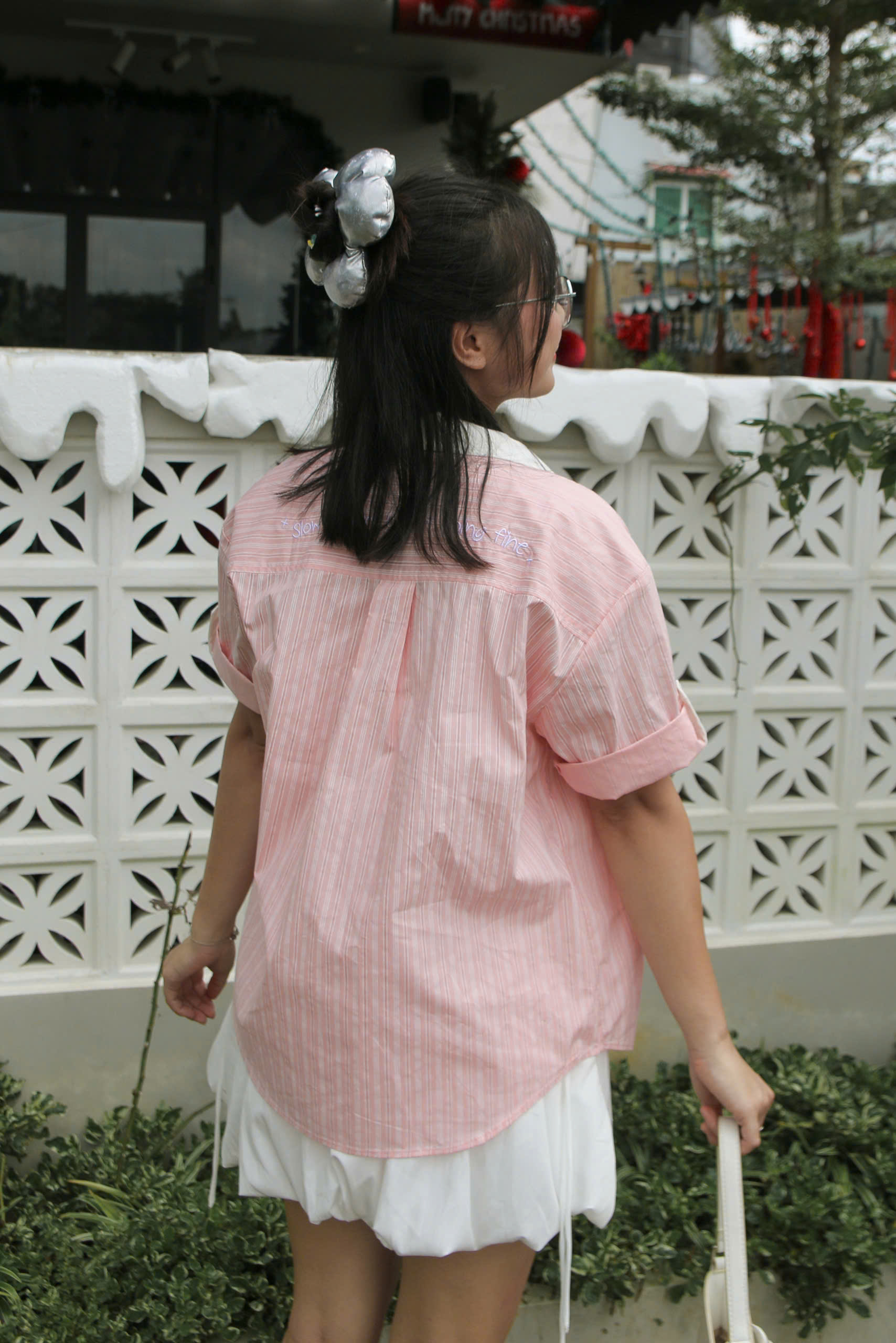 A29077 - A smi phối cổ xăn tay thêu Lit