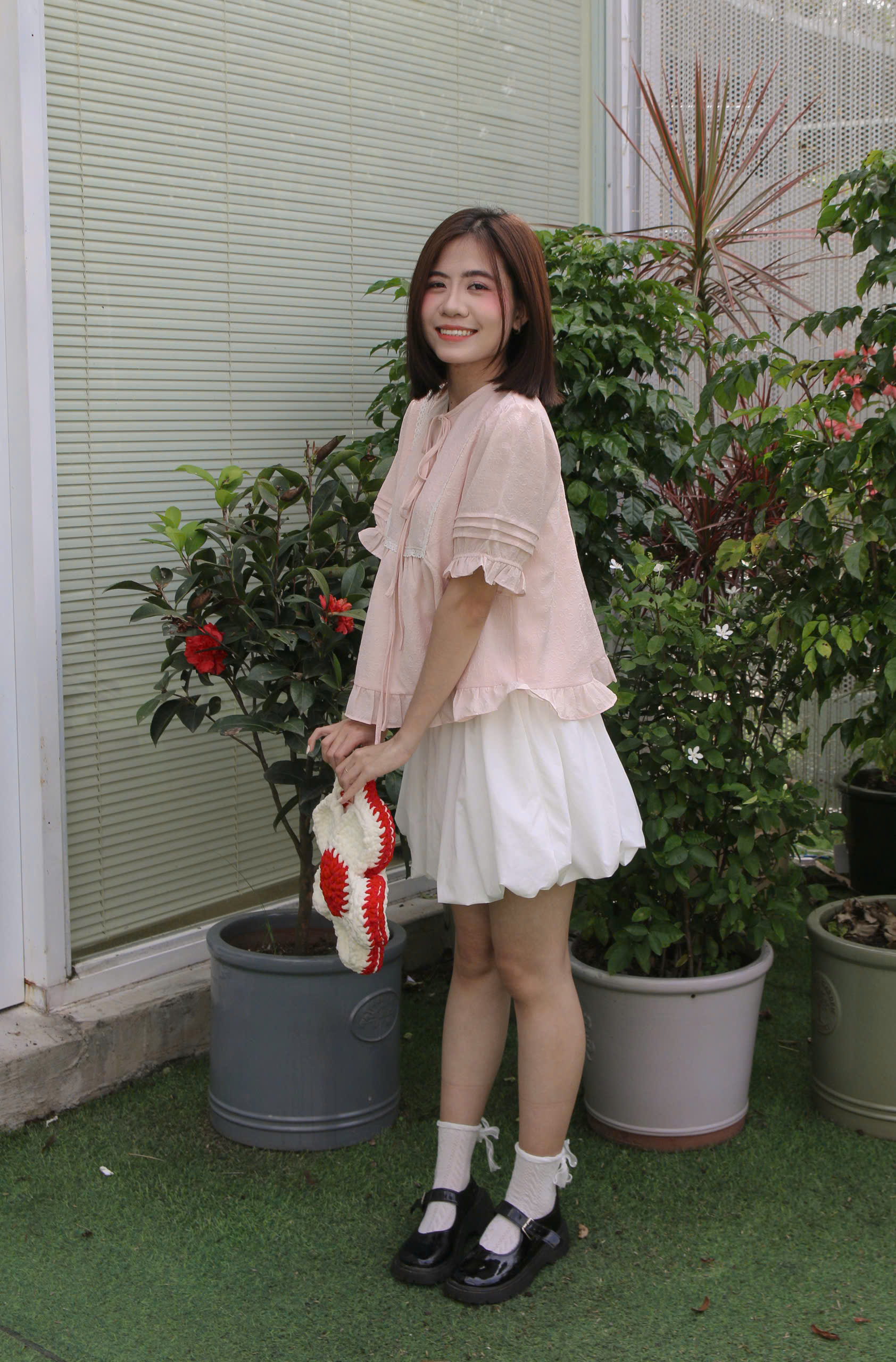 V4032 - V bí phối lưng