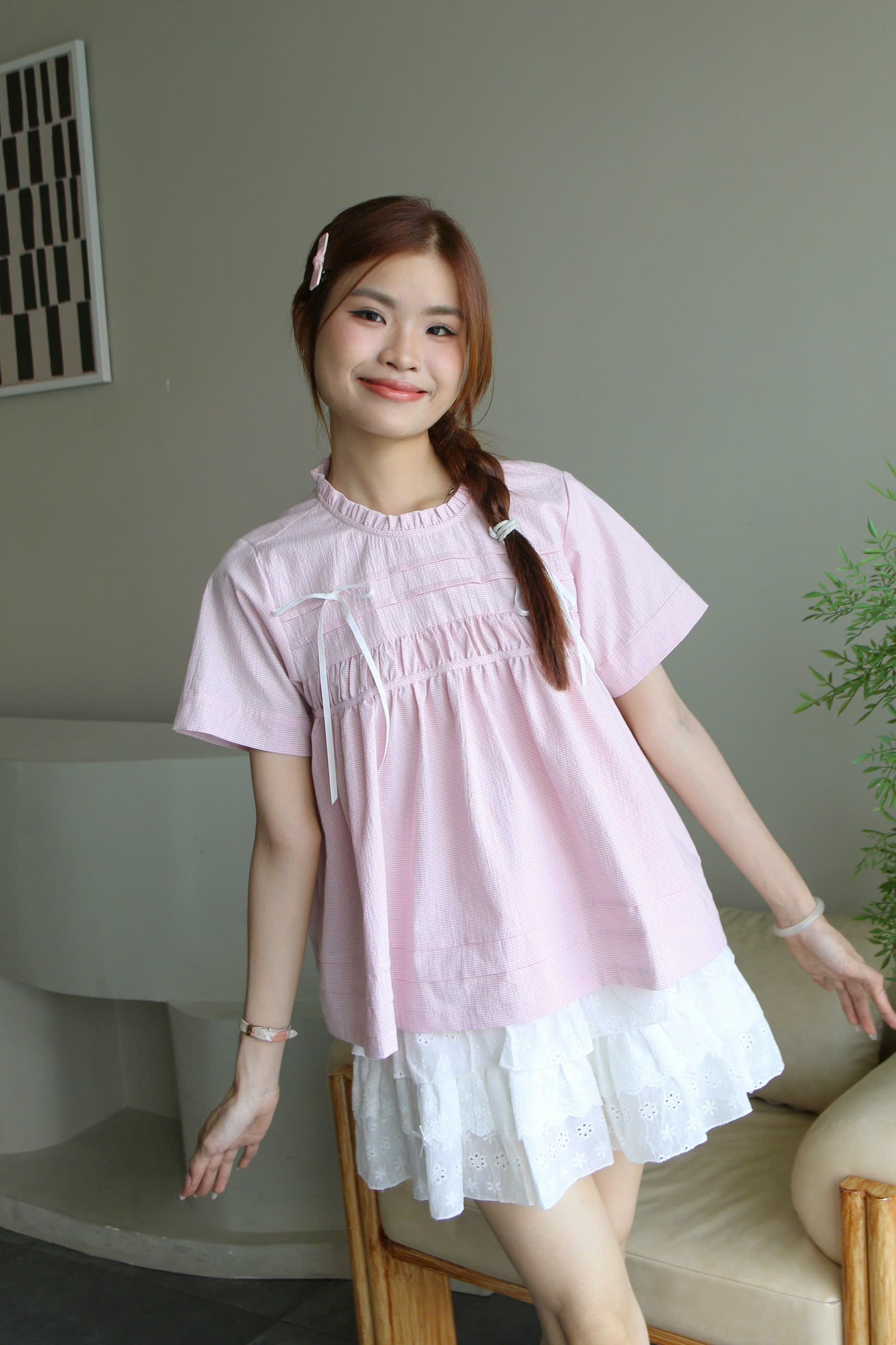 A28392 - A kiểu babydoll xếp li ruy băng