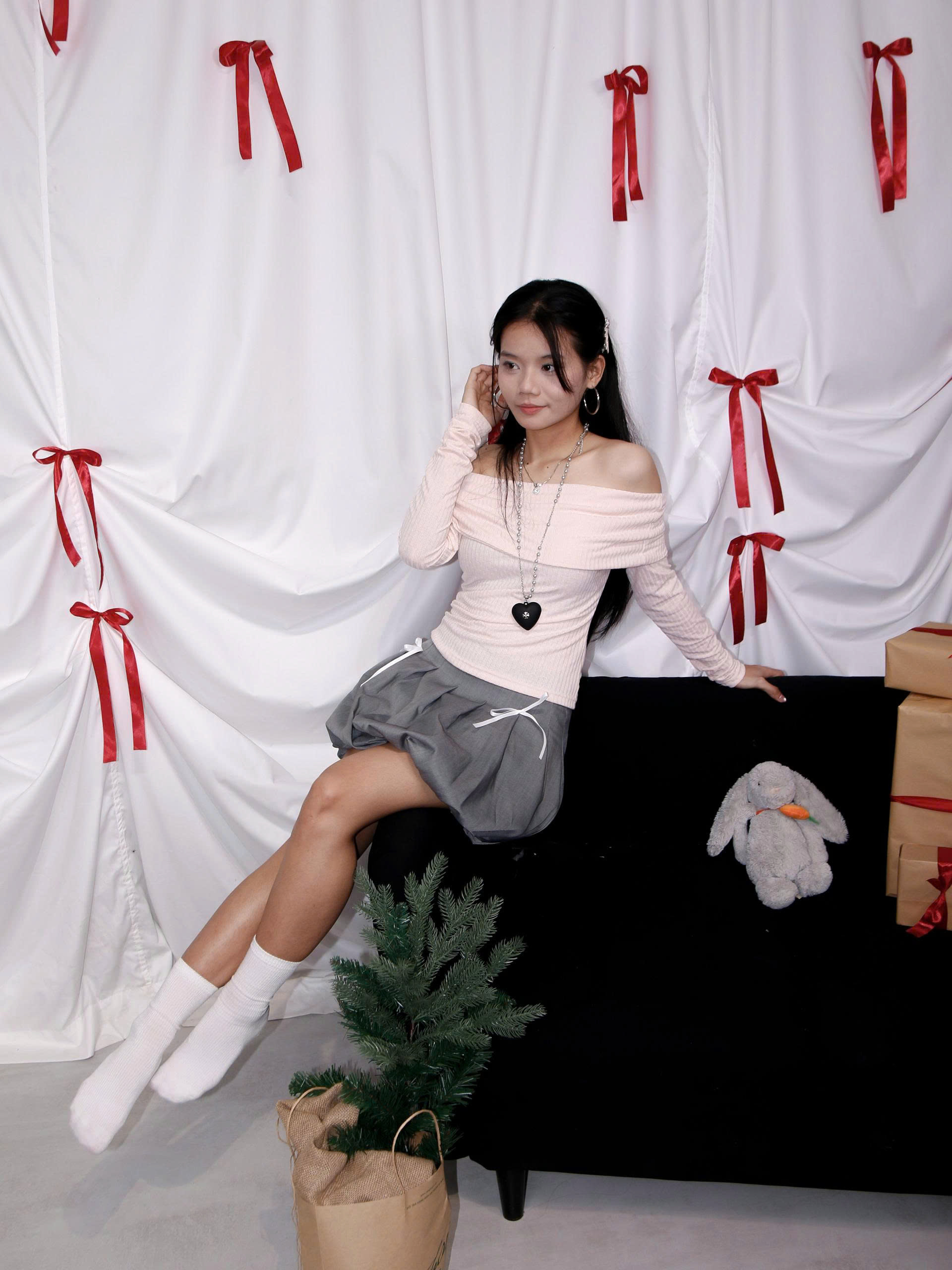 V4000 - V bí ngắn đính 2 dây nơ