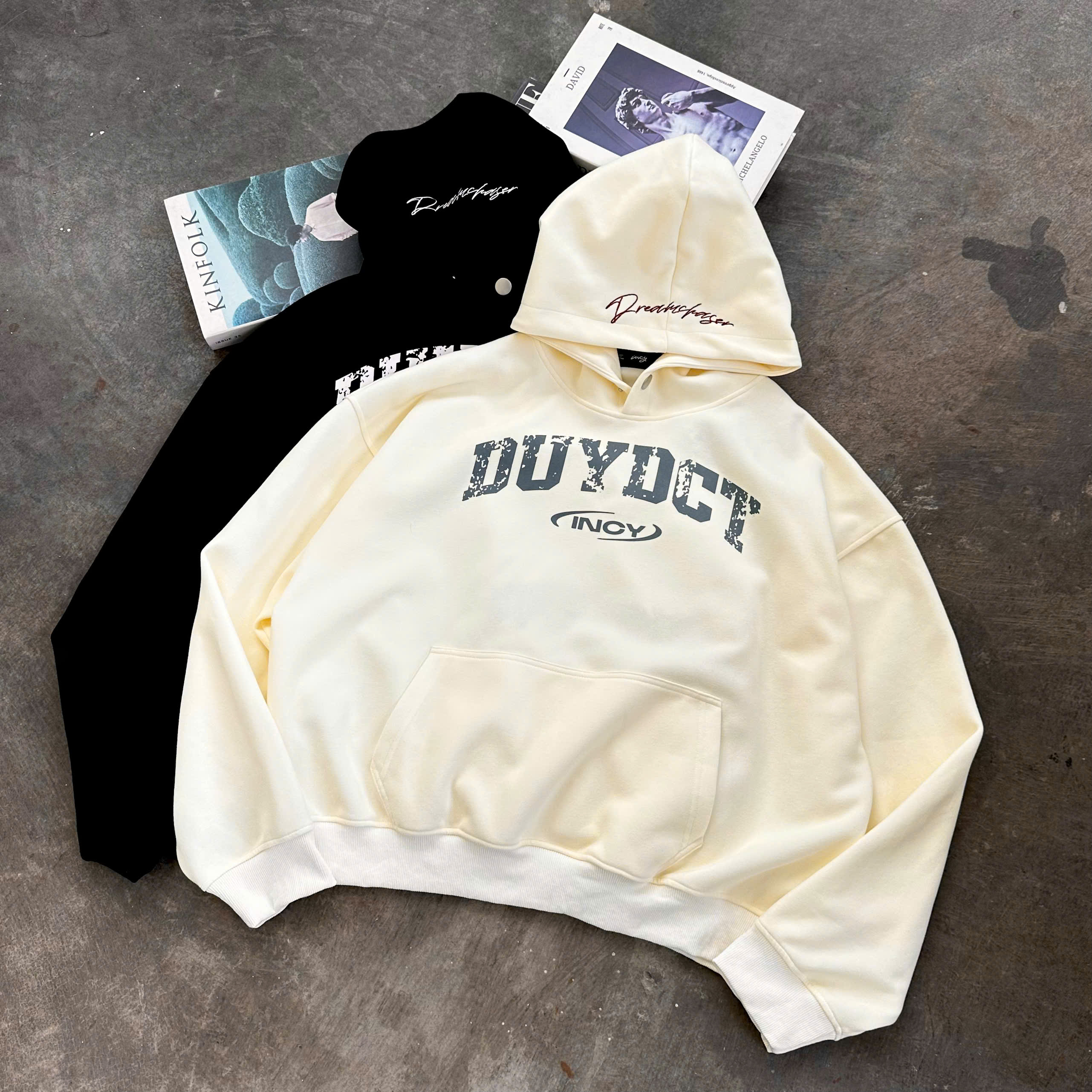 A29960- Áo hoodies nam in thêu Dreamchaser