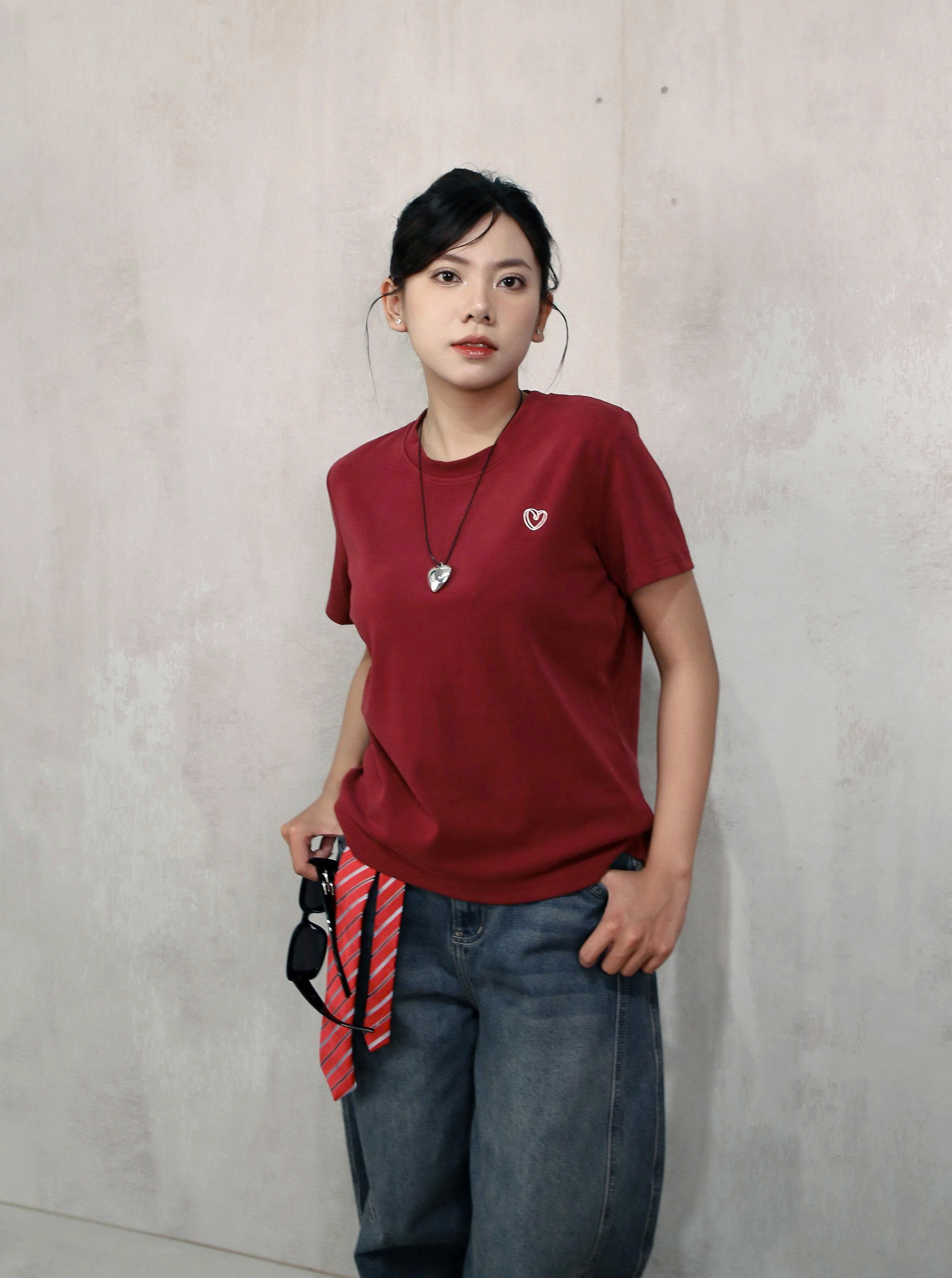 A29422 - A babytee thêu trái tim