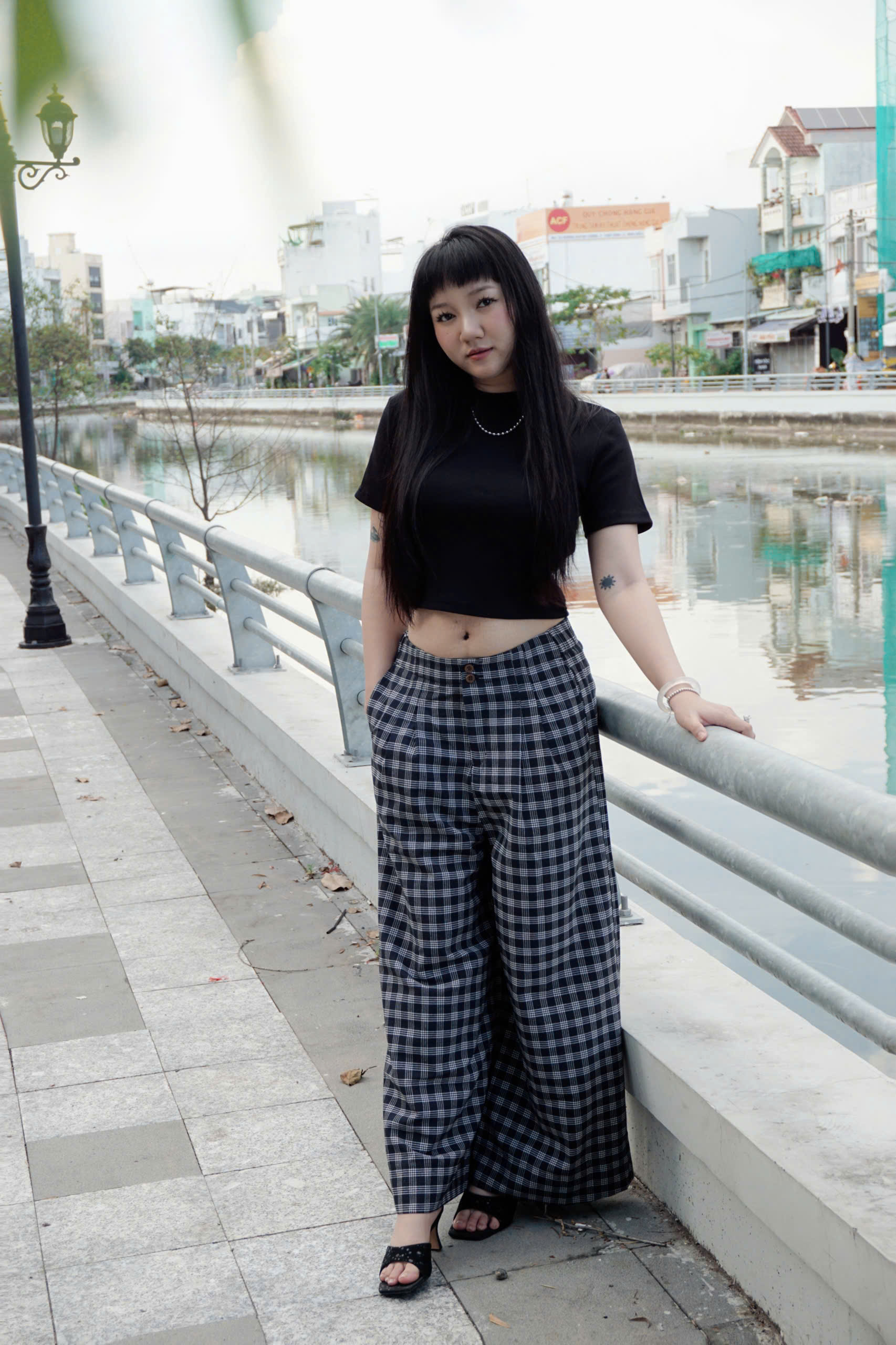 Q8733 - Q lưng thun sau 2 nút