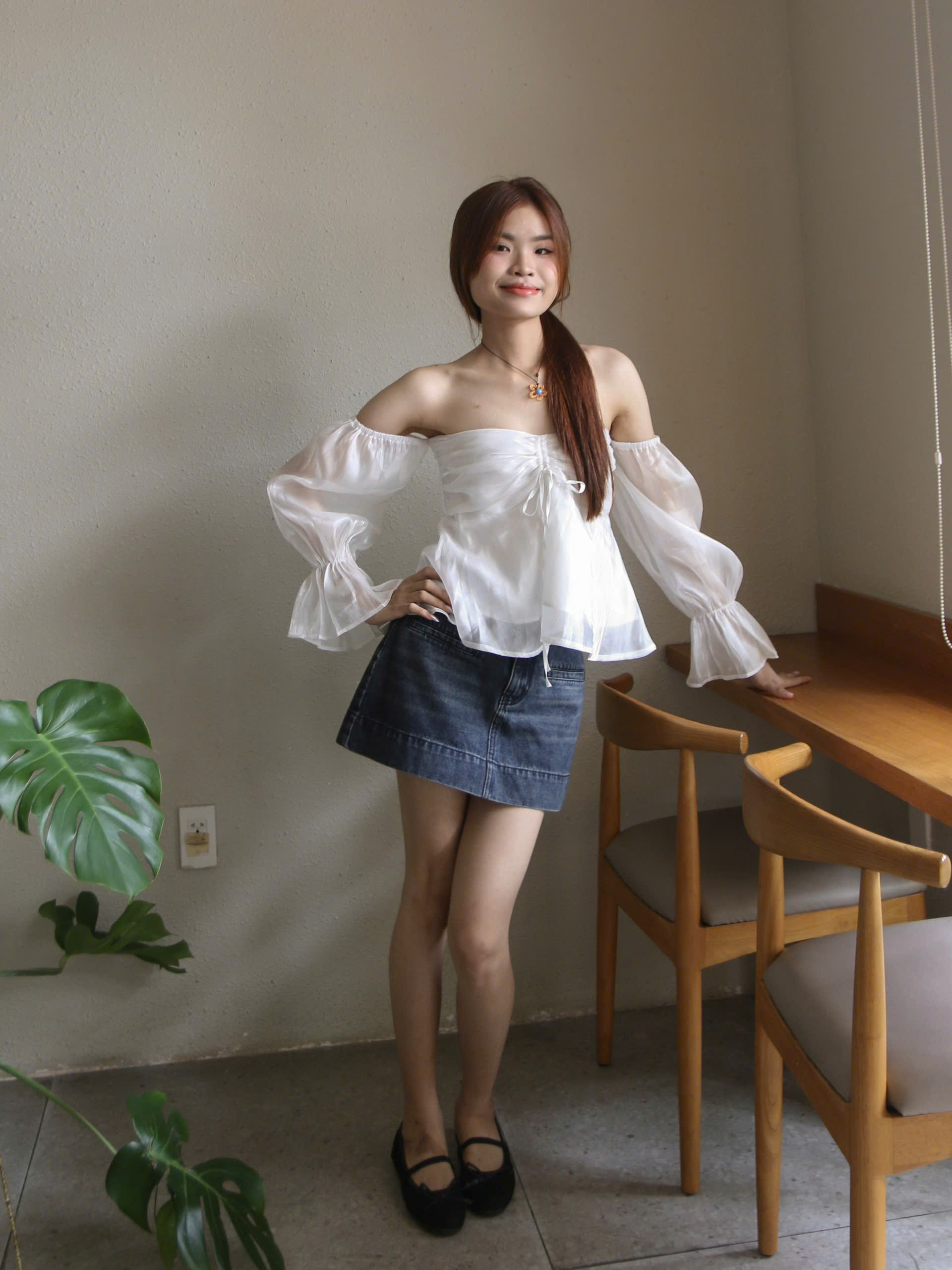 A29162 - A kiểu dún ngực trễ vai