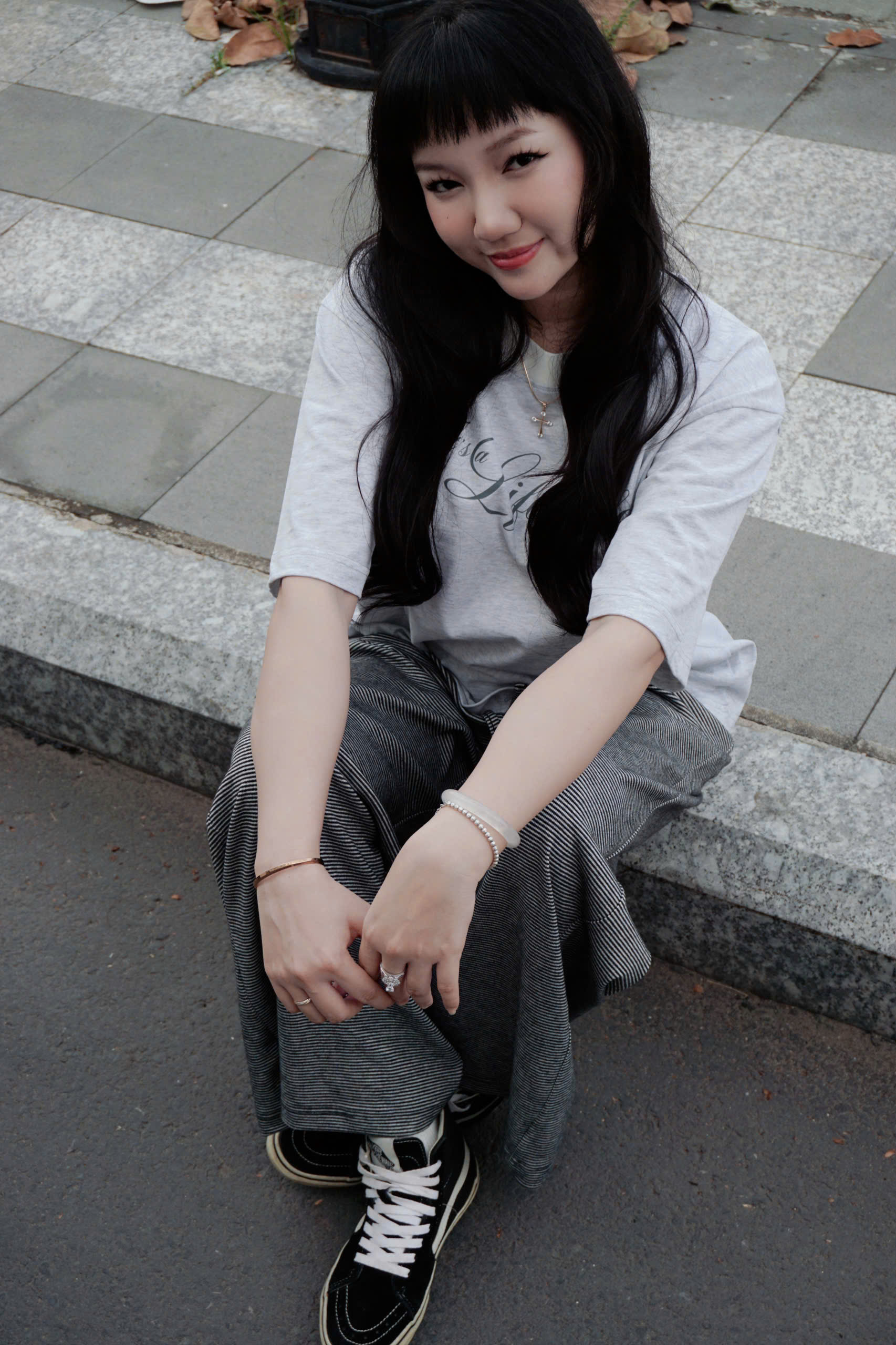 A29334 - A thun phối cổ in Life