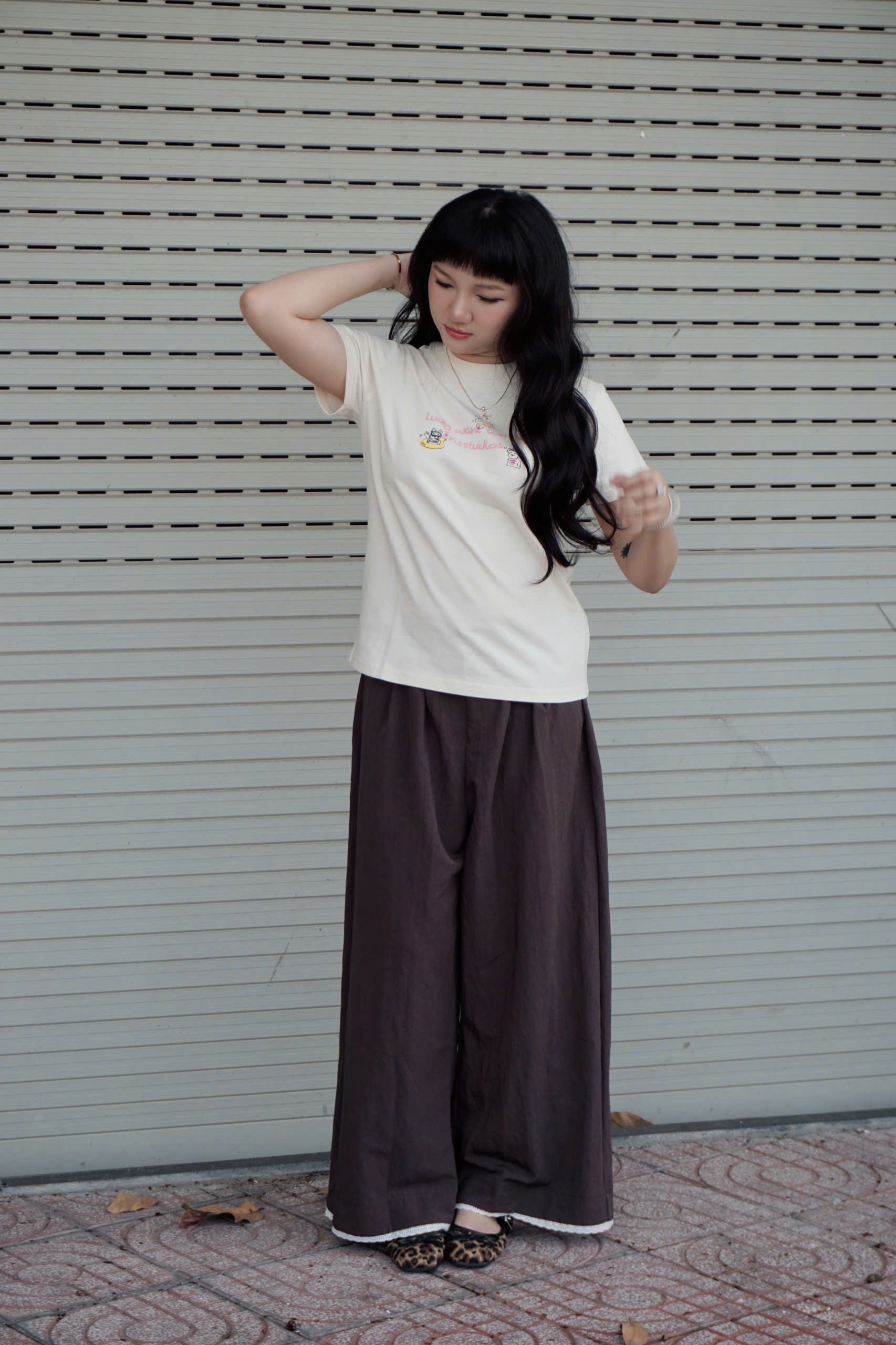 A29107 - A thun form gọn thêu Lucky