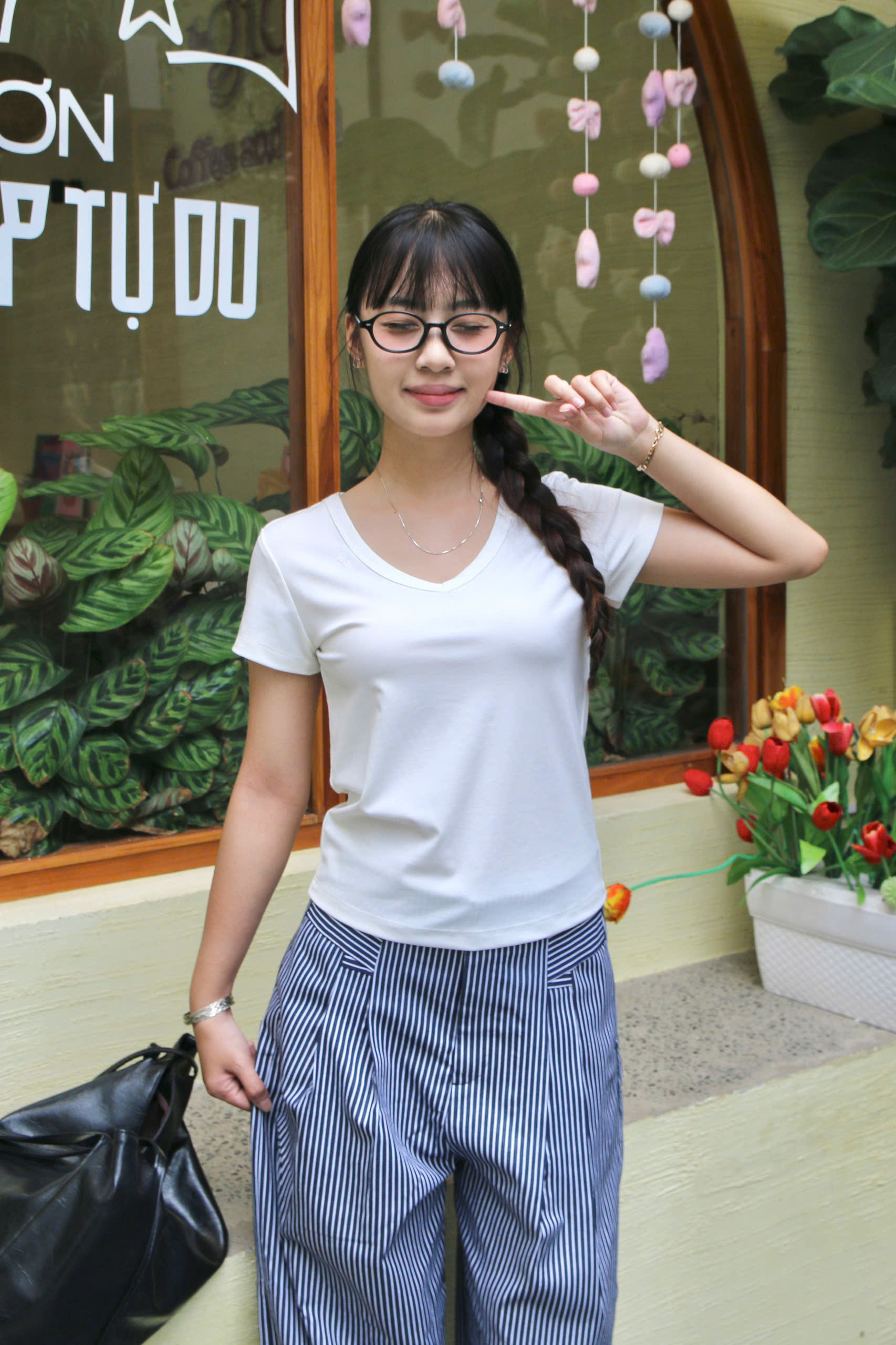 A28707 - A thun cổ tim thêu NBS