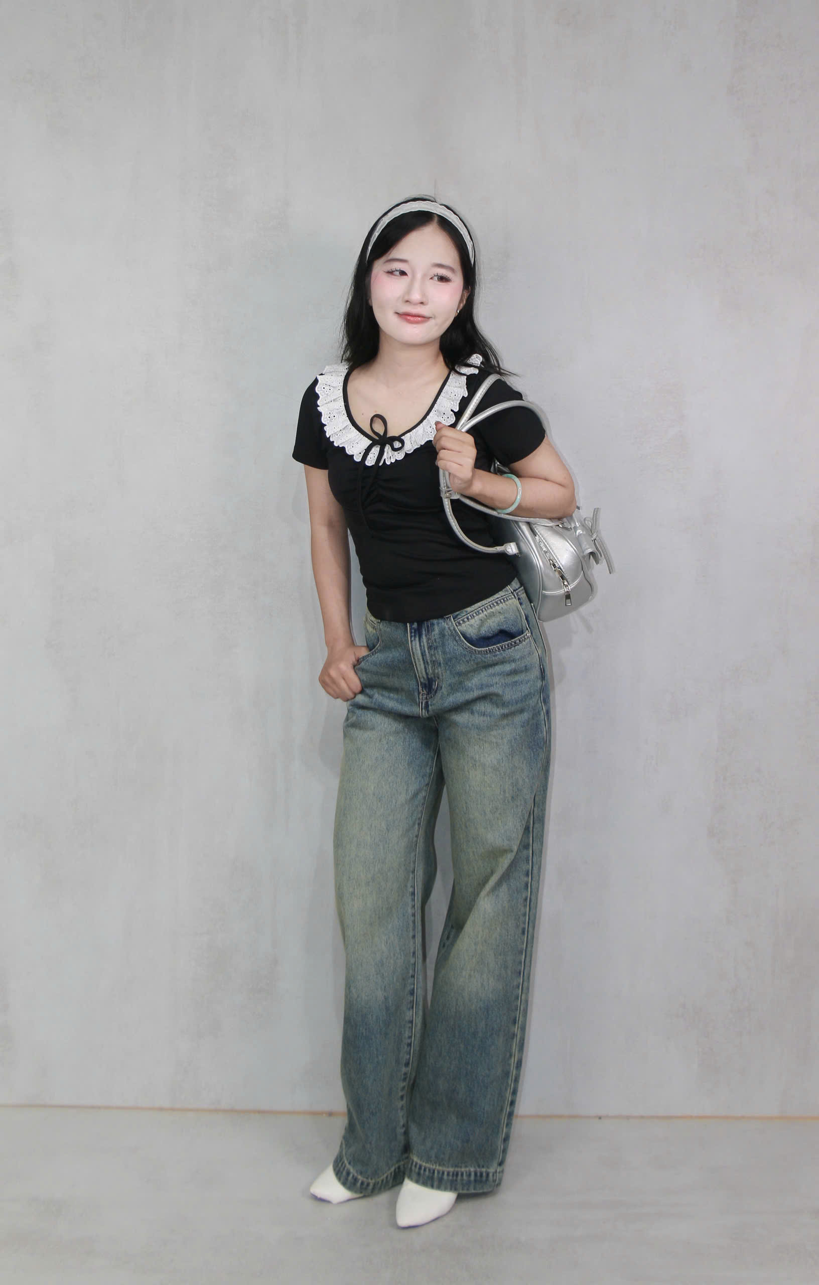 A29019 - A thun gân TN dún thun ngực ren cổ