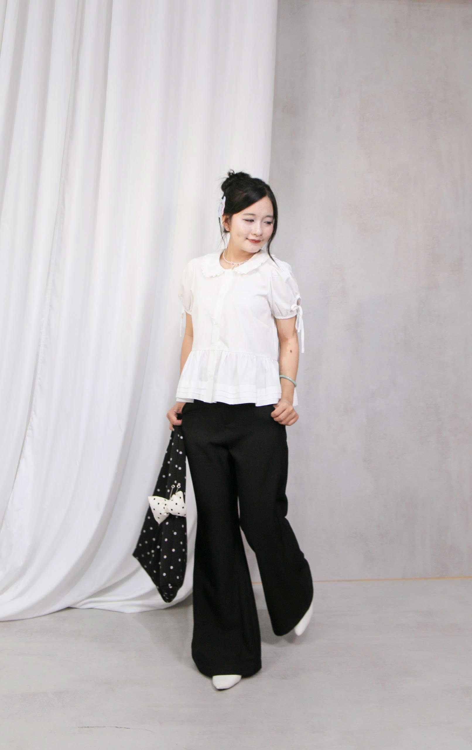 A29592 - A babydoll cổ sen tay buộc dây