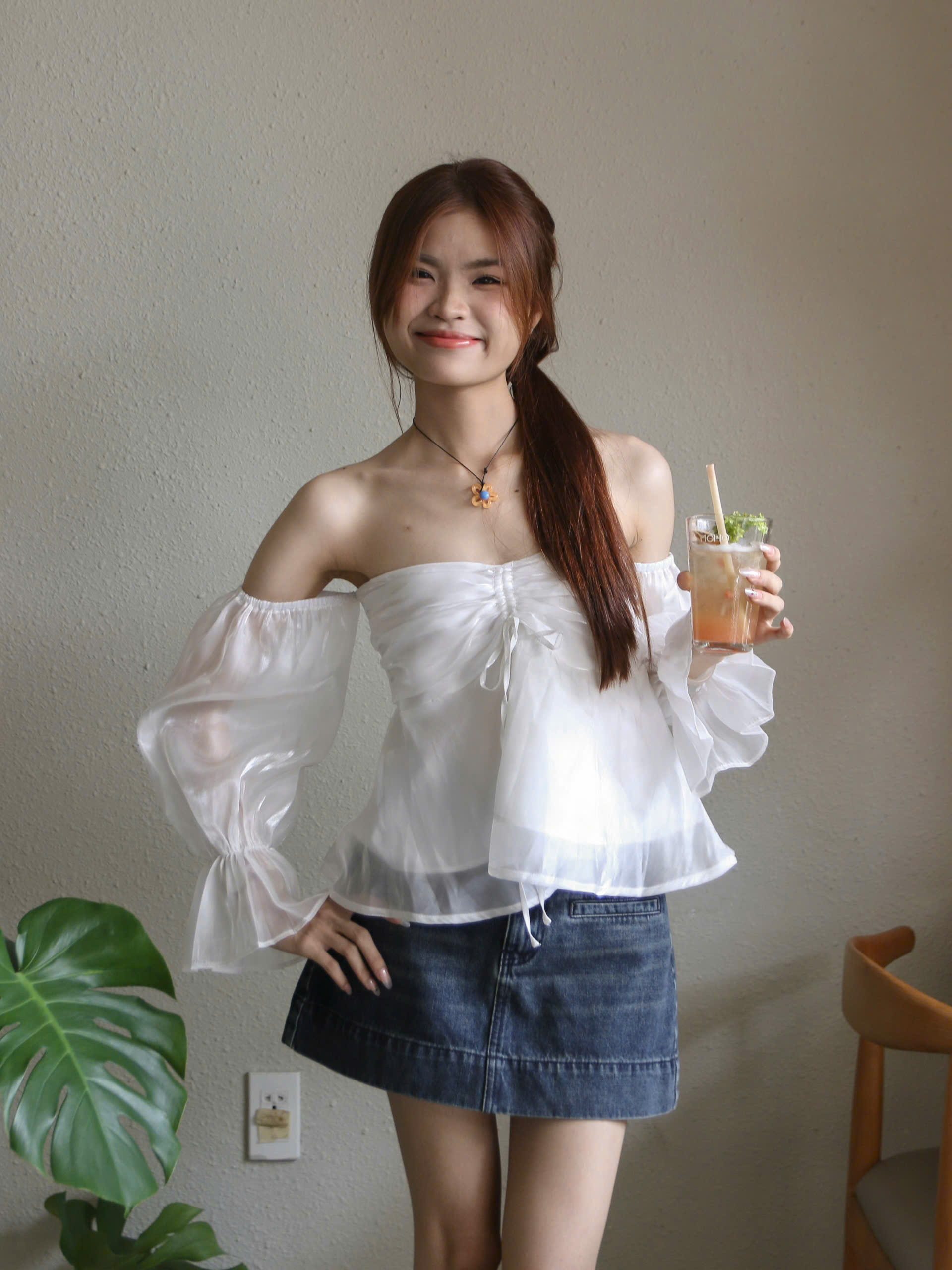 A29162 - A kiểu dún ngực trễ vai