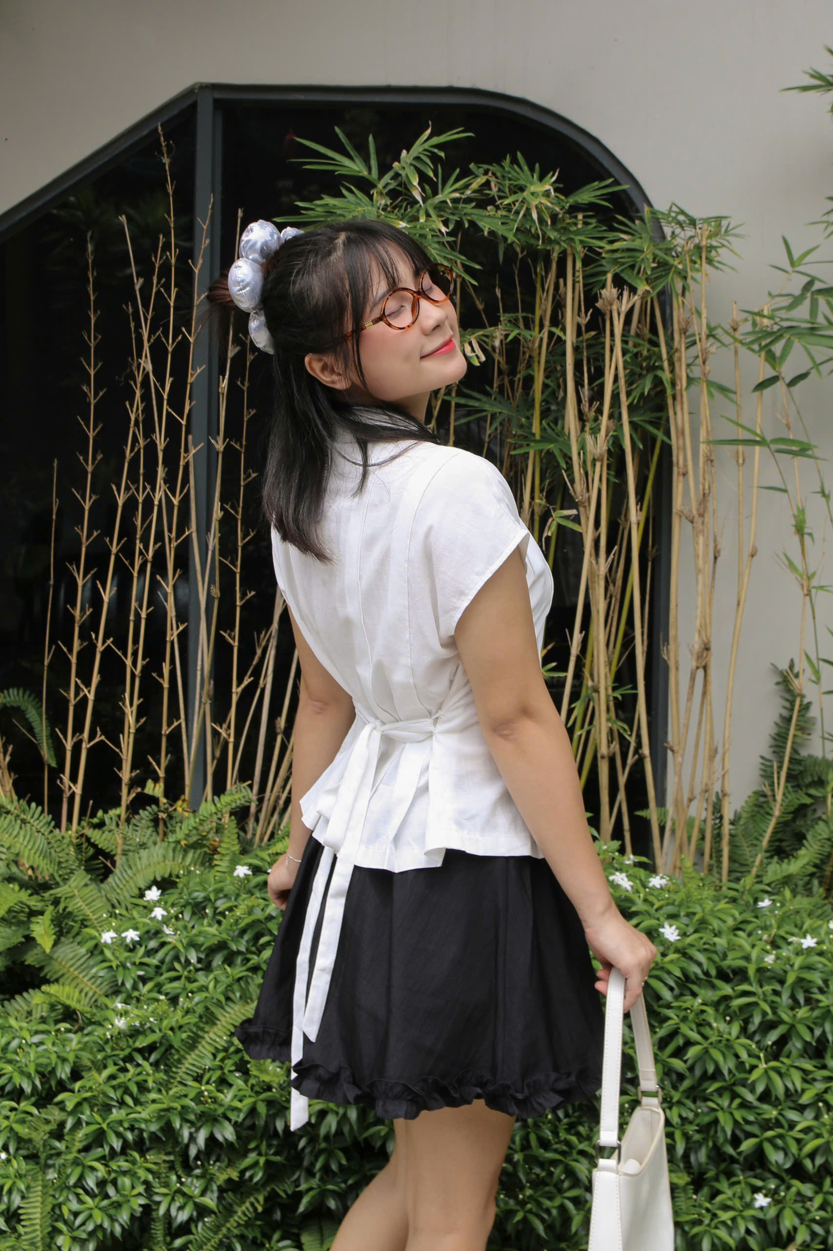 A29141 - A kiểu xếp li buộc nơ