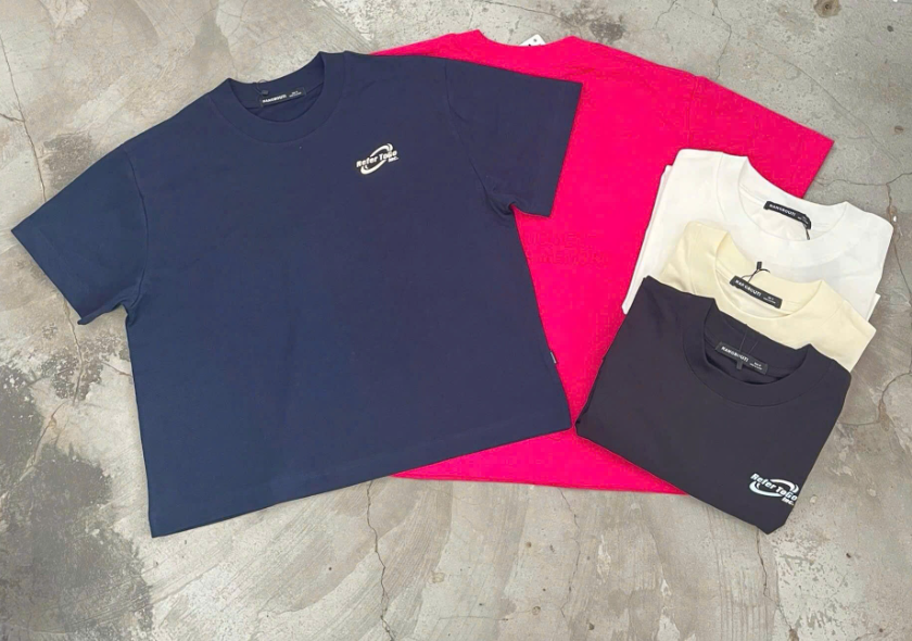 A28706 - A thun boxy in Moment