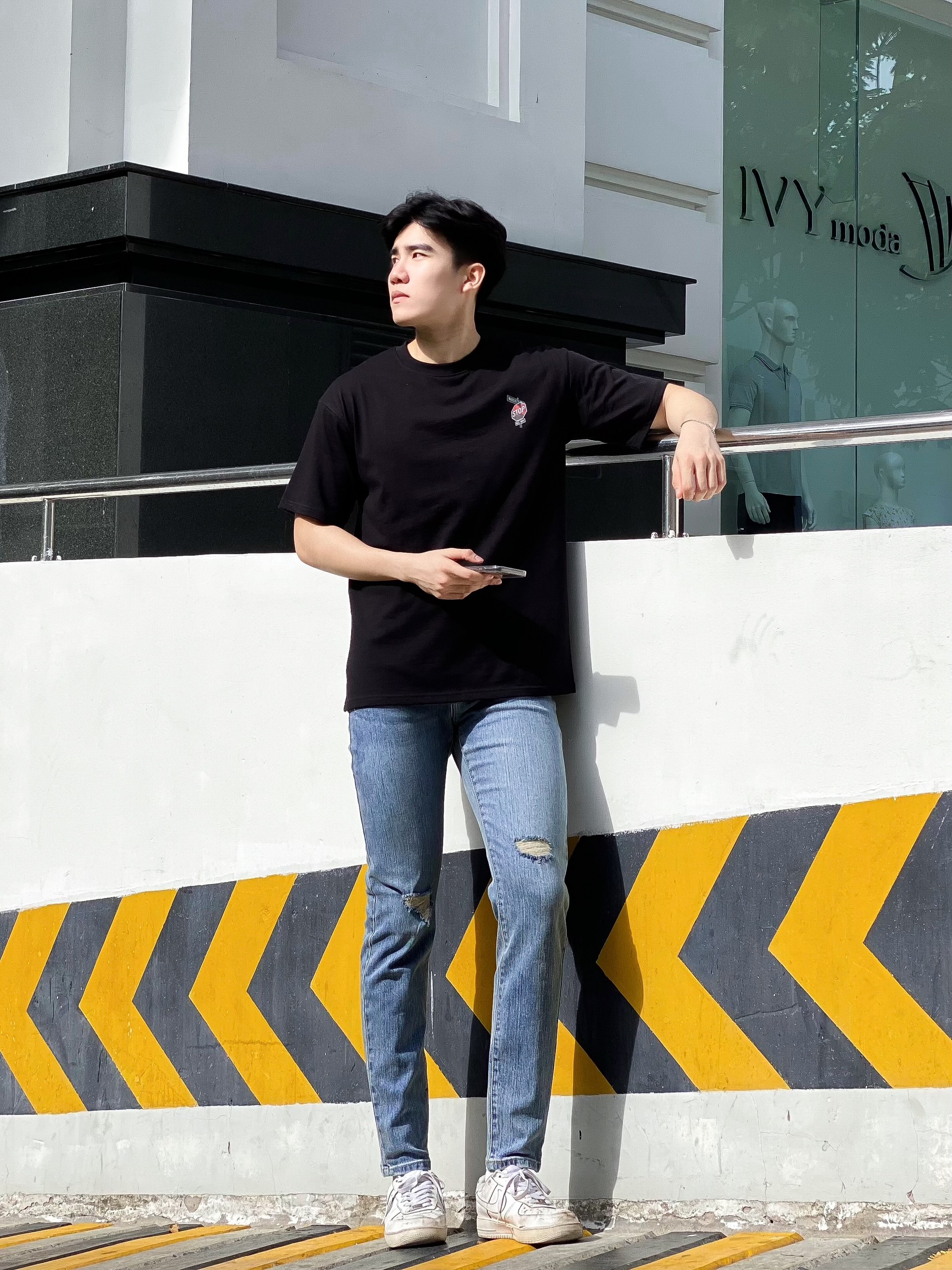 Q8021 - 	J nam rách gối