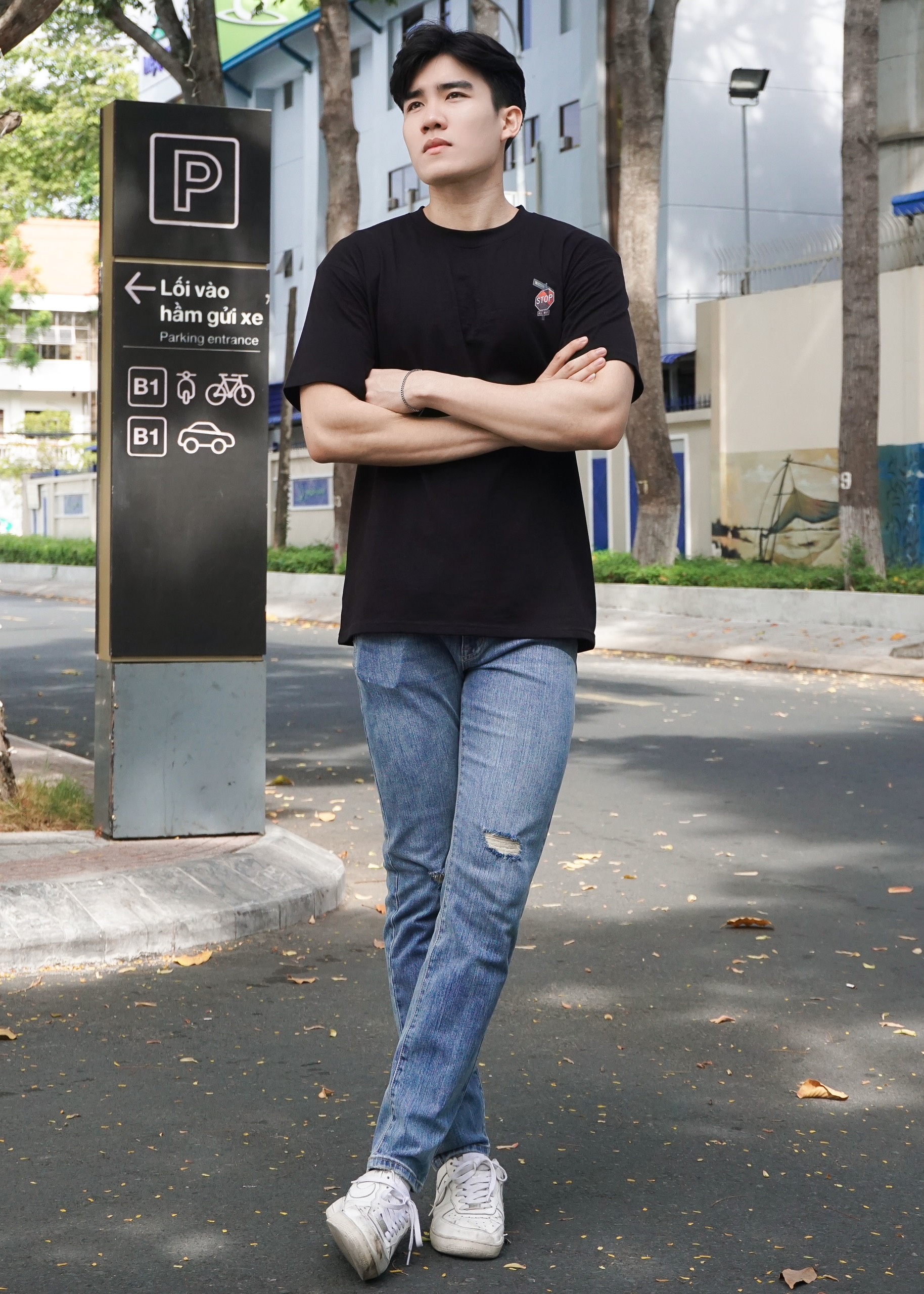 Q8021 - 	J nam rách gối